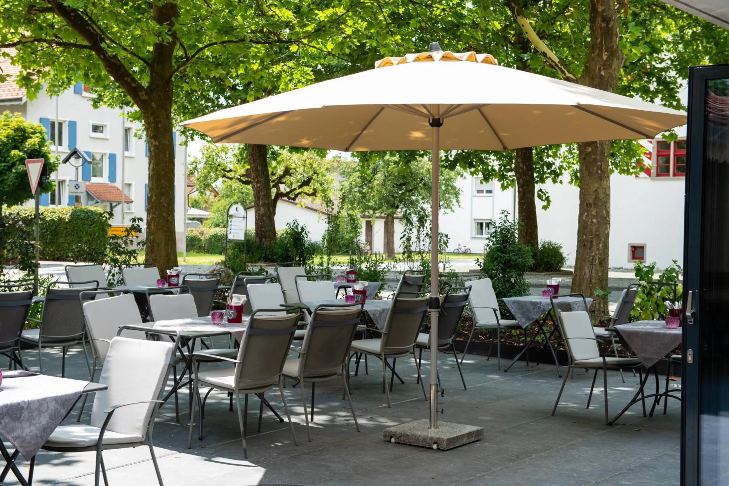 Restaurant/places to eat in Boutique - Hotel Zum Schloss