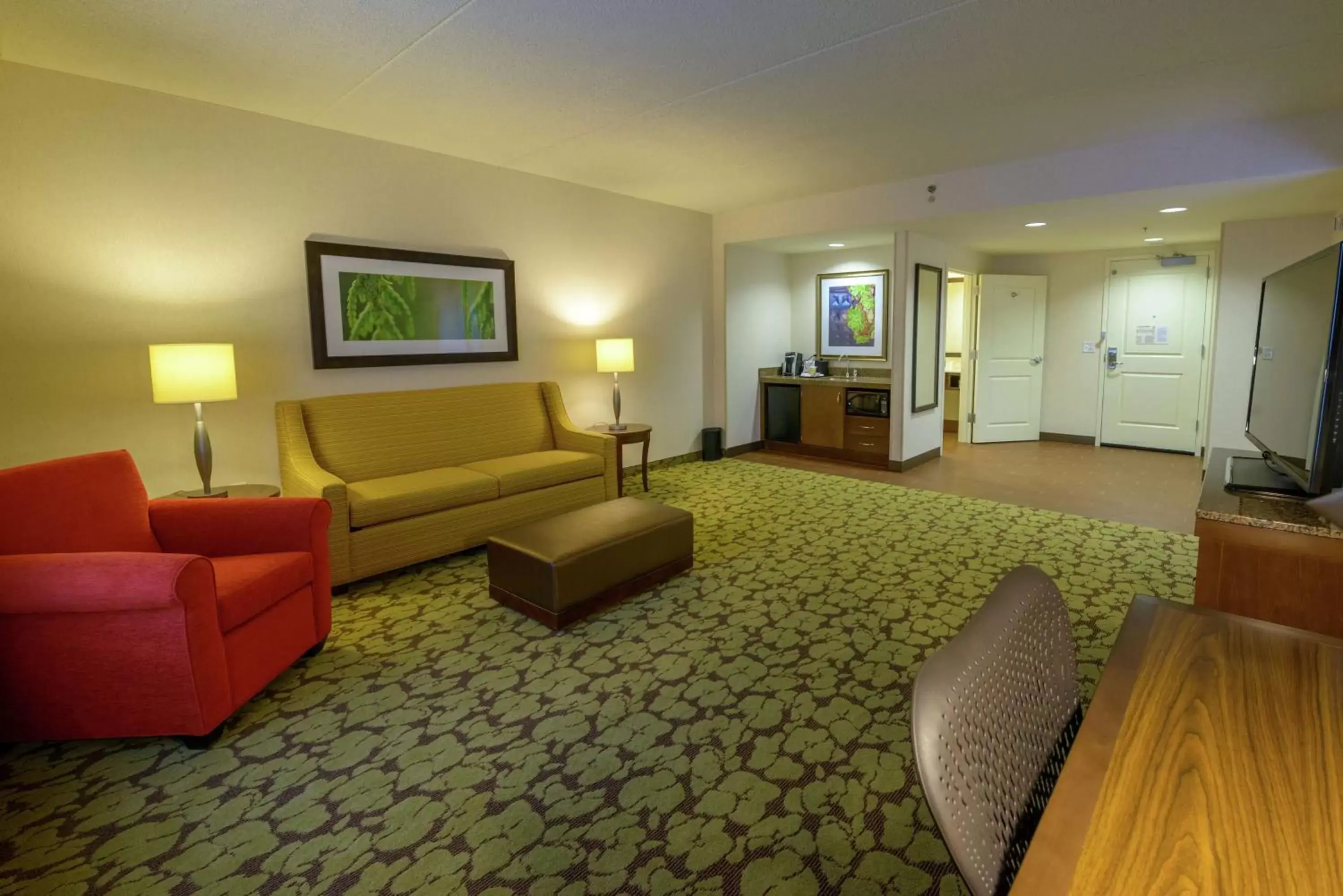 Bedroom, Seating Area in Hilton Garden Inn Exton-West Chester