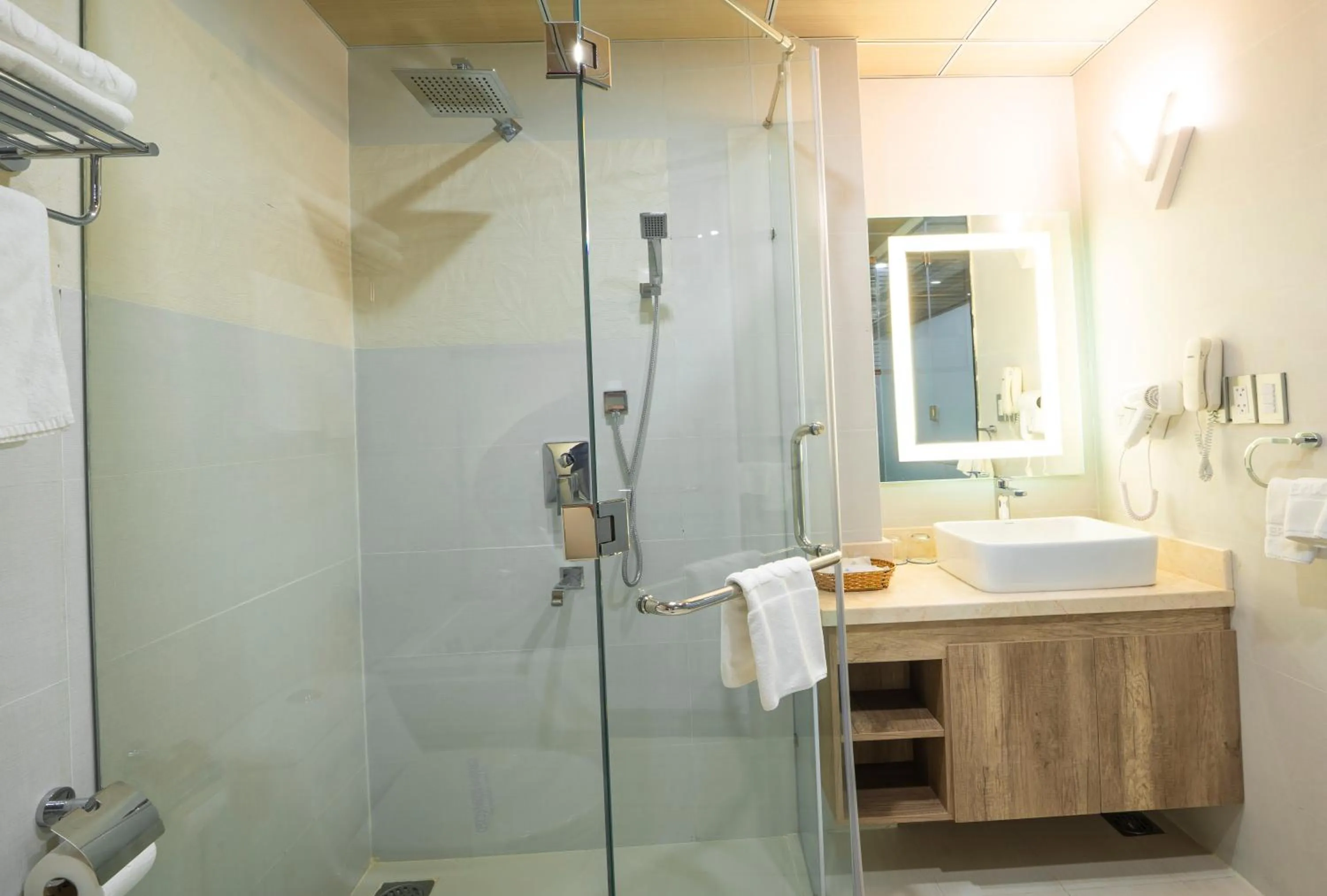 Shower in Lotus Saigon Hotel