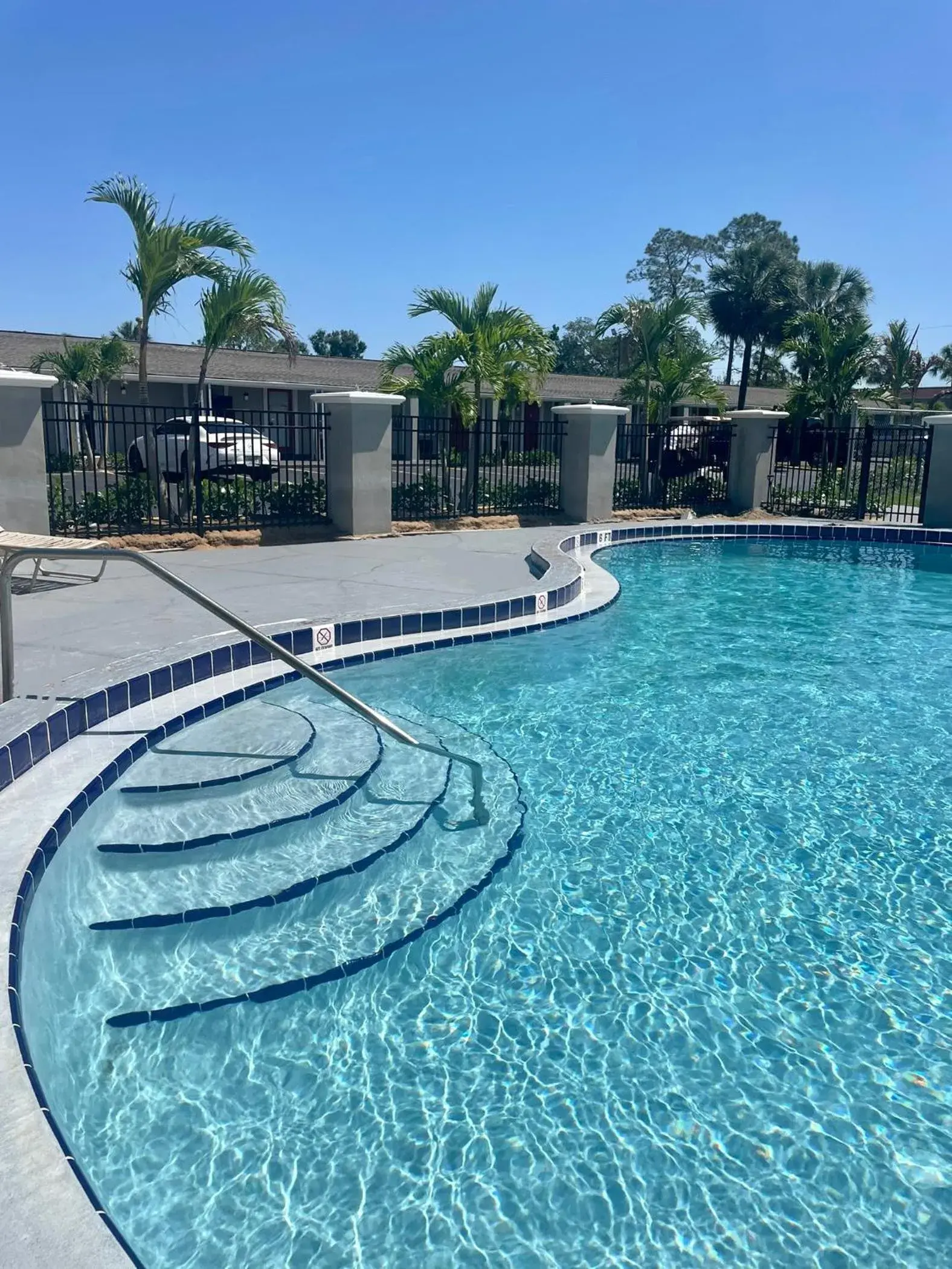 Swimming Pool in Super 8 by Wyndham Kissimmee-Orlando