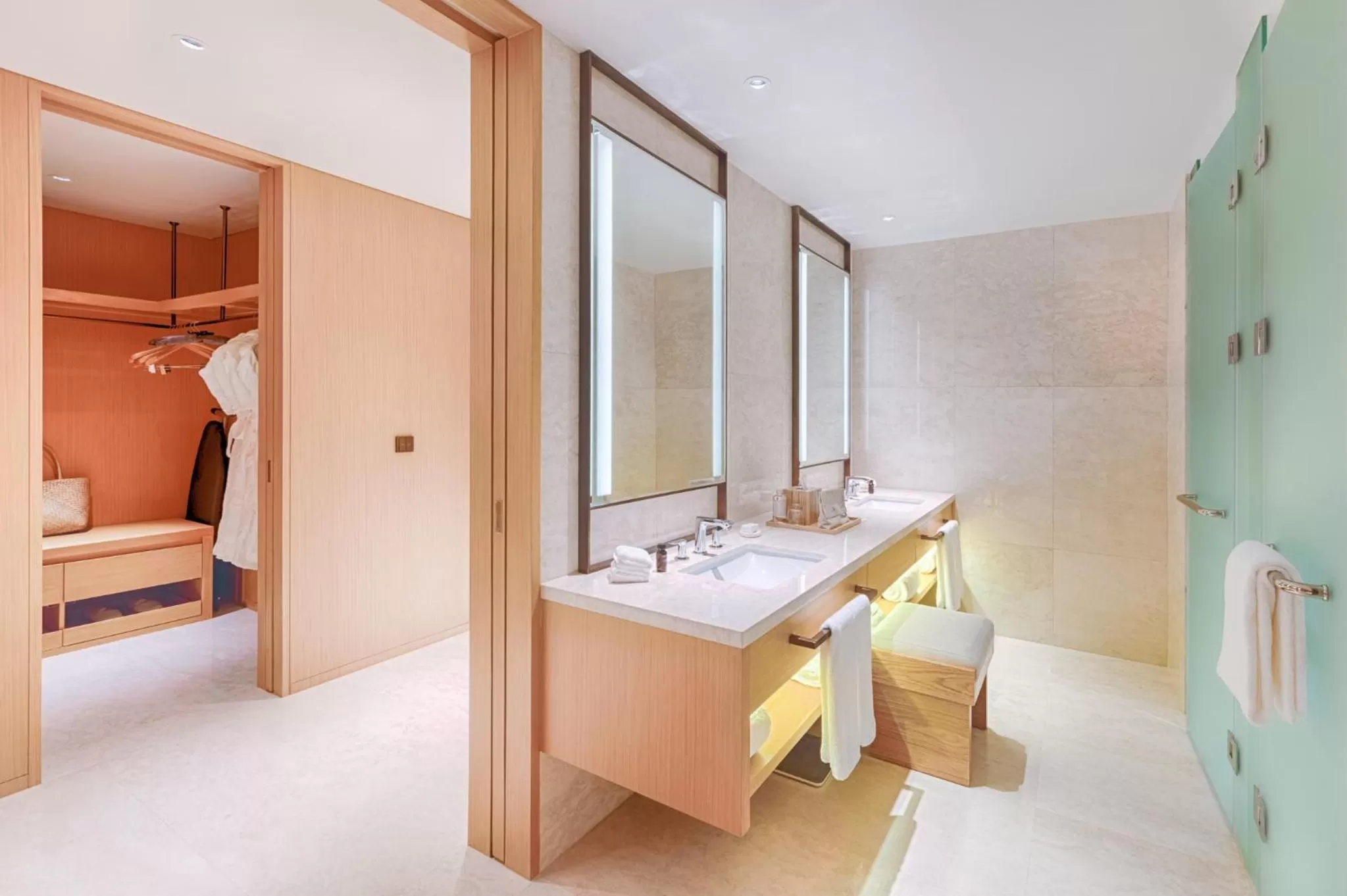 Toilet, Bed in Shilla Monogram Danang