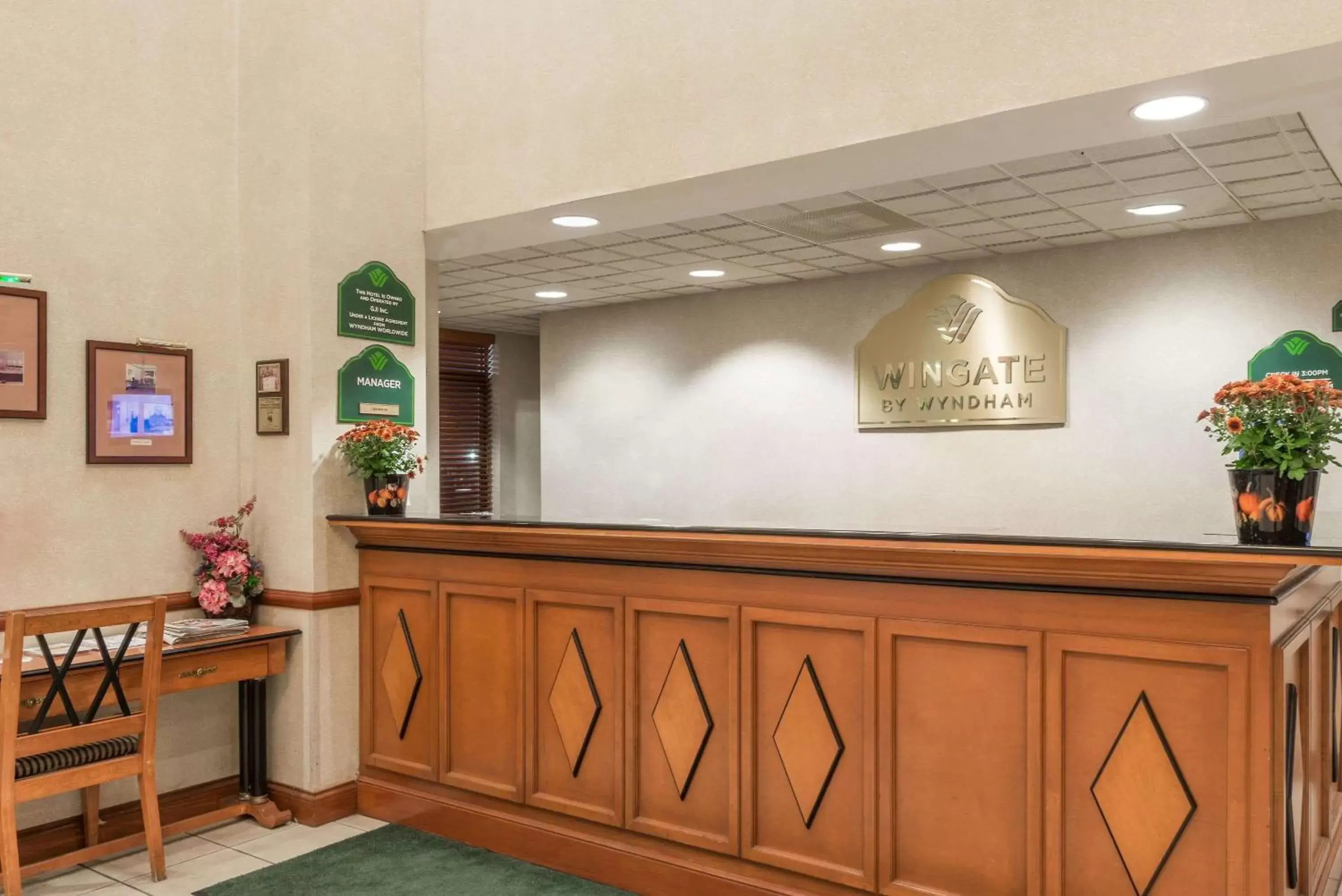 Lobby or reception, Lobby/Reception in Wingate by Wyndham Airport - Rockville Road