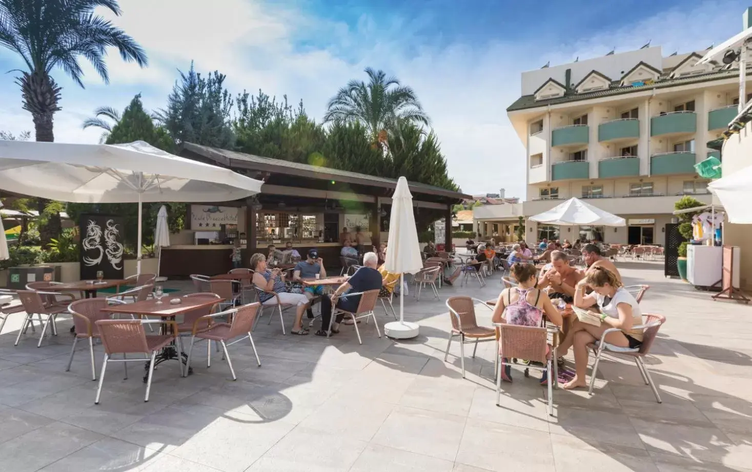 Restaurant/places to eat in Side Breeze Hotel Restaurant/places to eat in Side Breeze Hotel