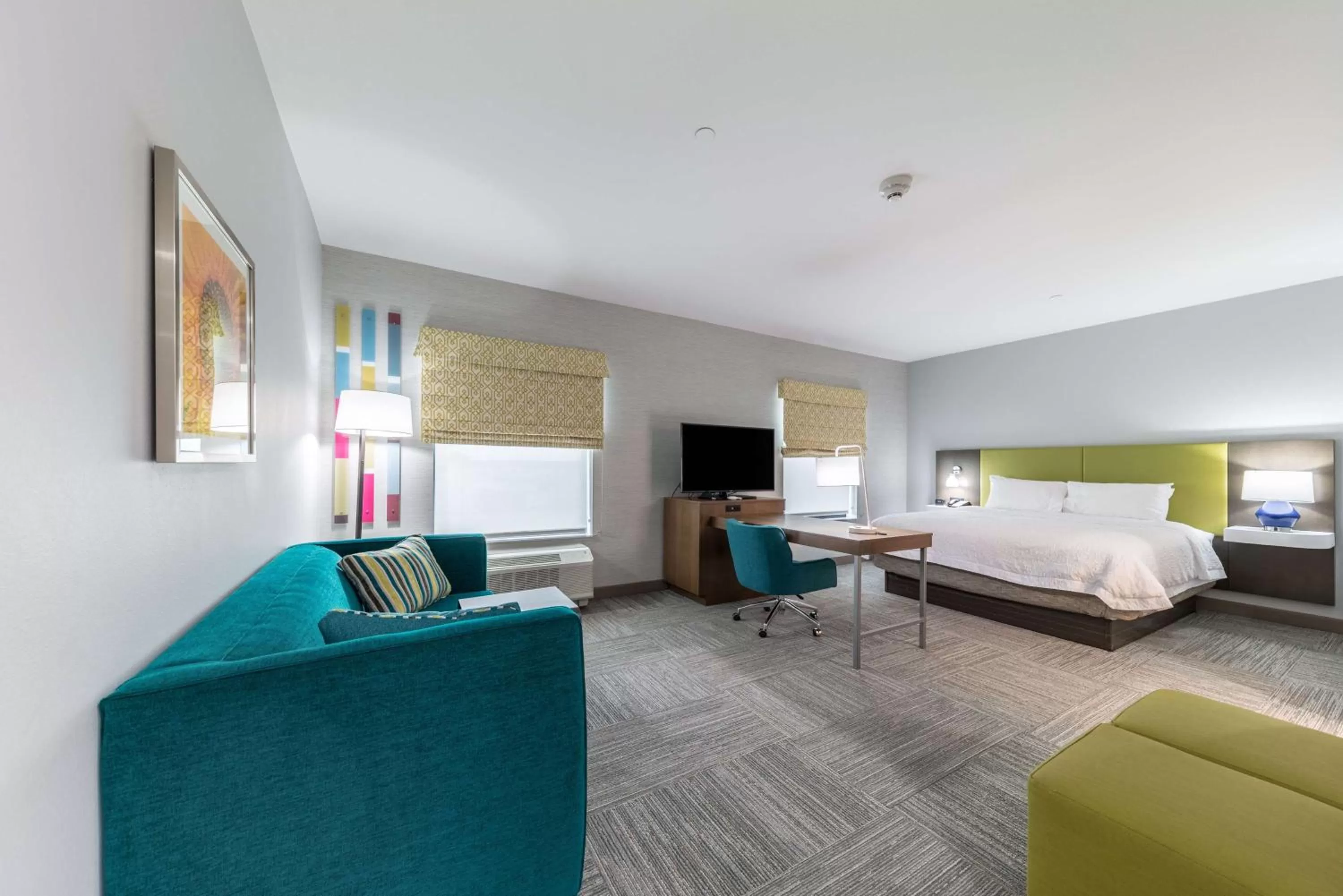 Bedroom, Bed in Hampton Inn & Suites Pryor, Ok