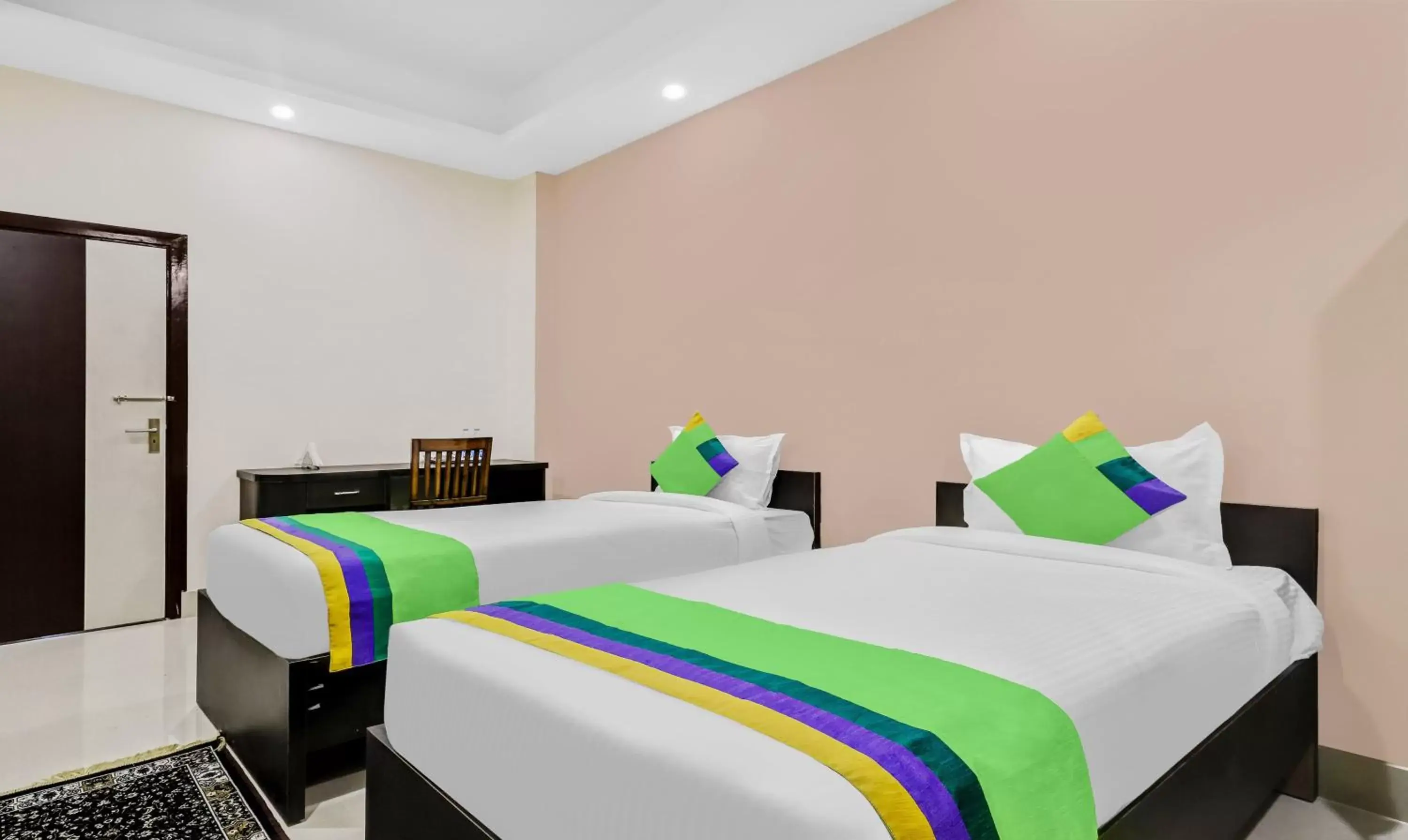 Bedroom, Bed in Treebo Hotel Mobi VIP Airport Bedroom, Bed in Treebo Hotel Mobi VIP Airport