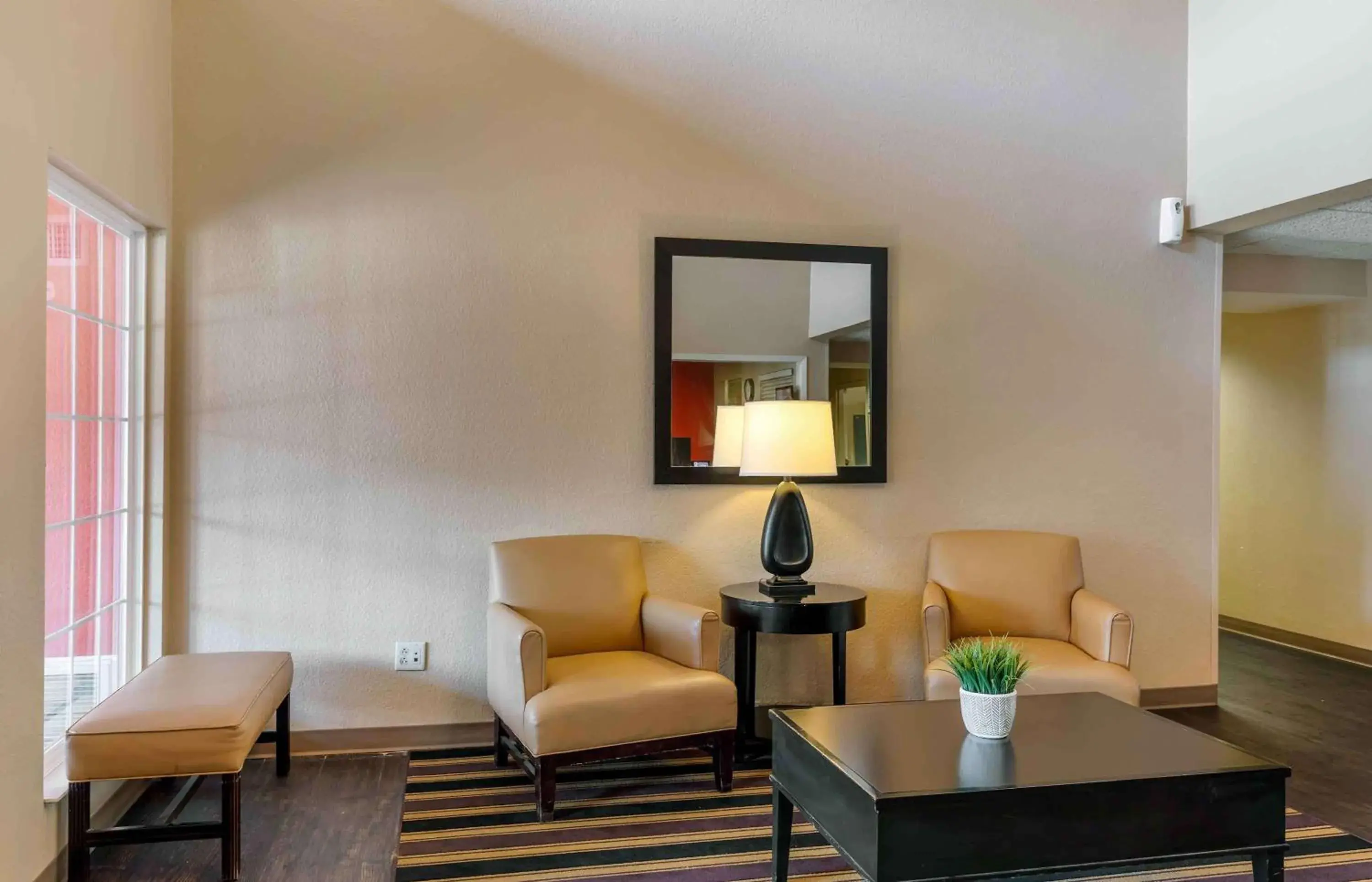 Lobby or reception, Seating Area in Extended Stay America Suites - Dallas - Plano Parkway