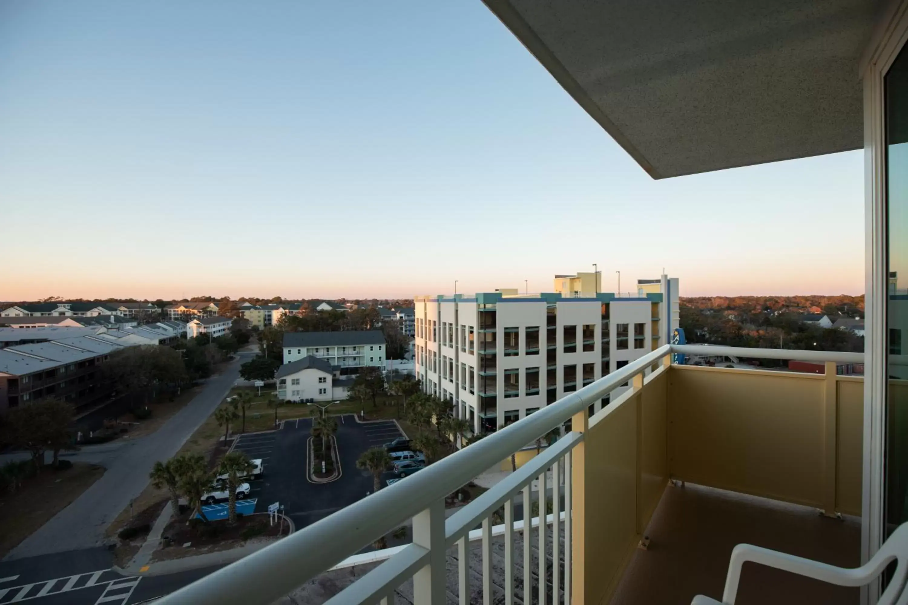 View (from property/room), Balcony/Terrace in Avista Resort