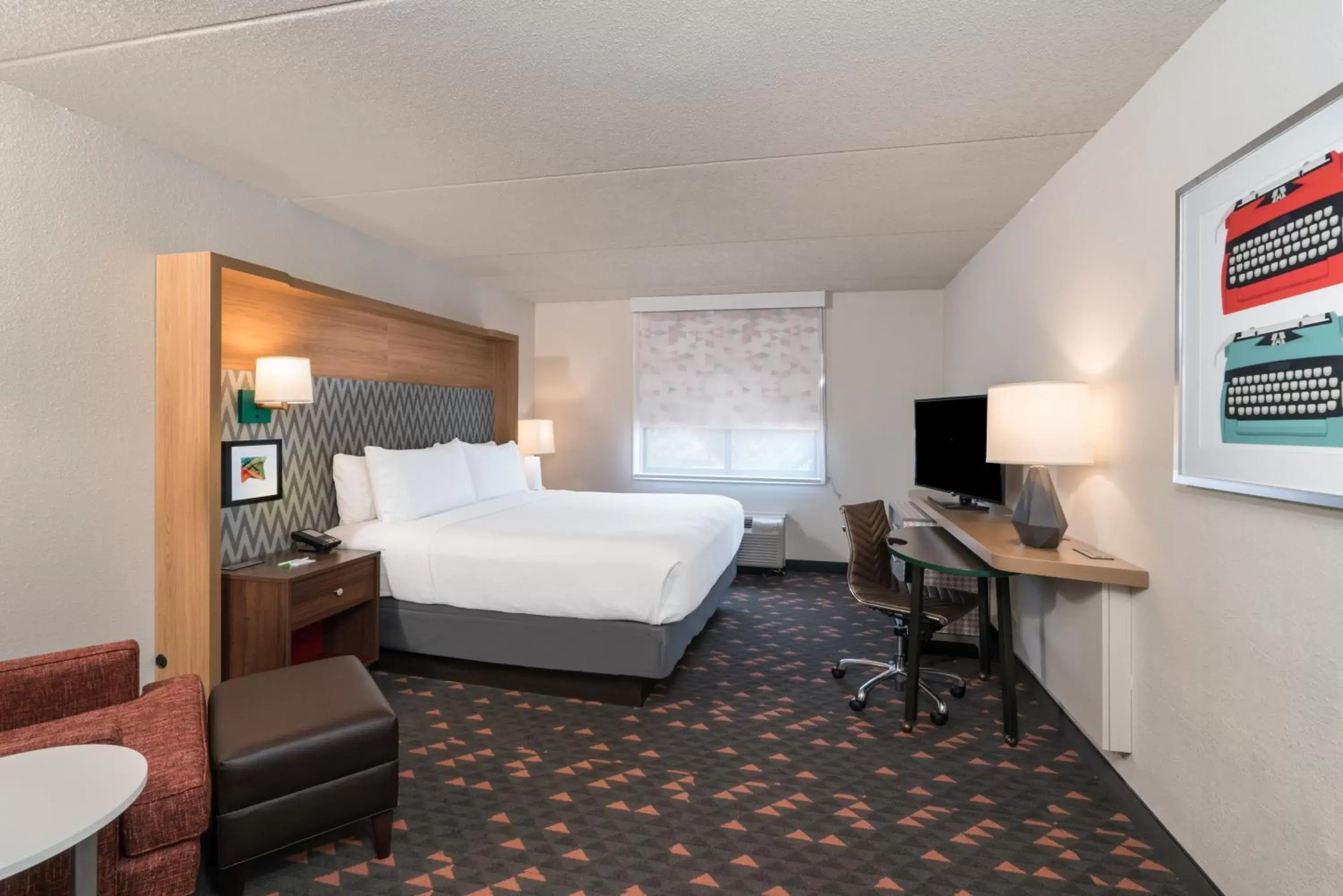 Bedroom in Holiday Inn Atlanta/Roswell, an IHG Hotel