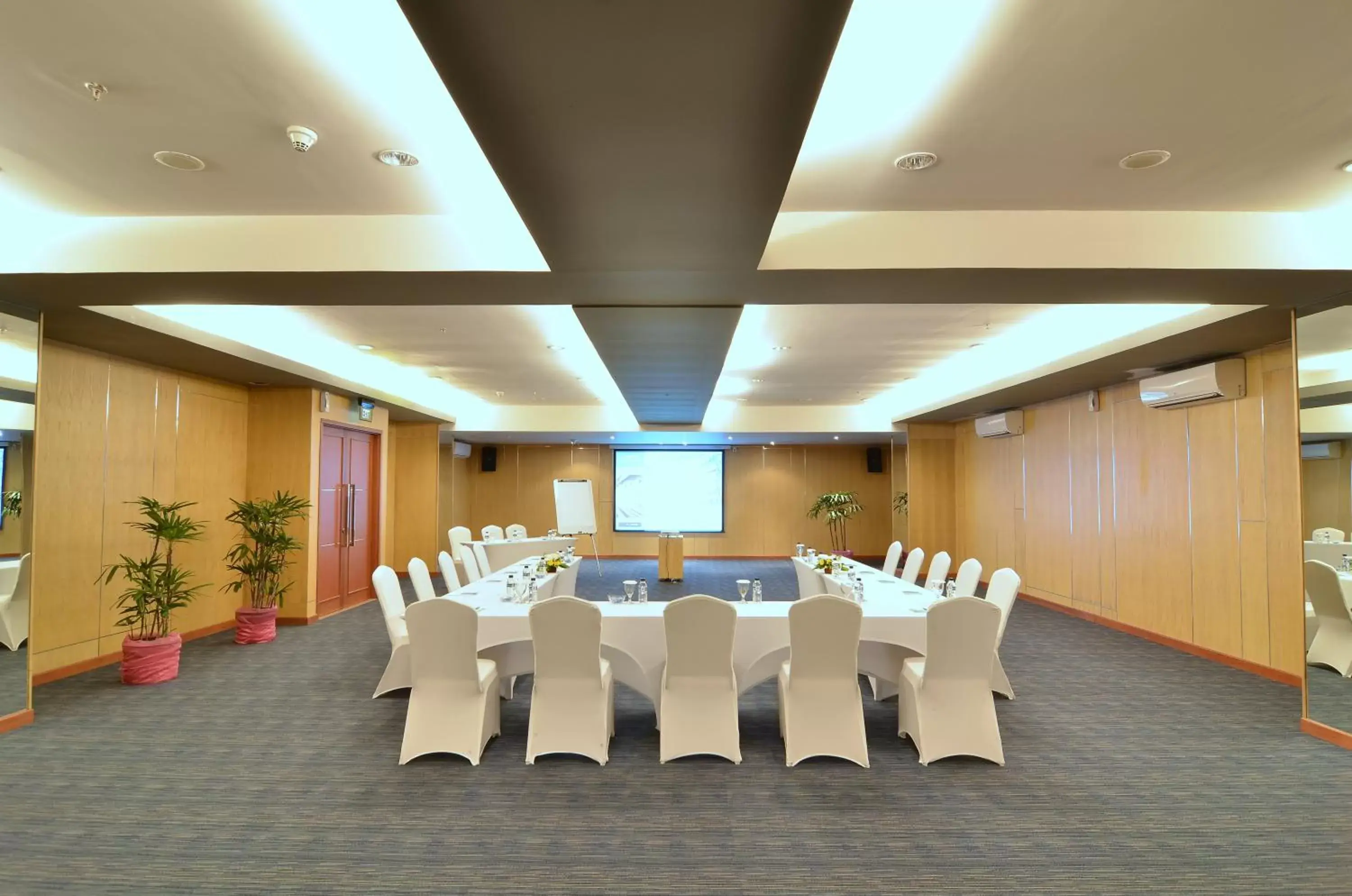 Business facilities in The ONE Legian
