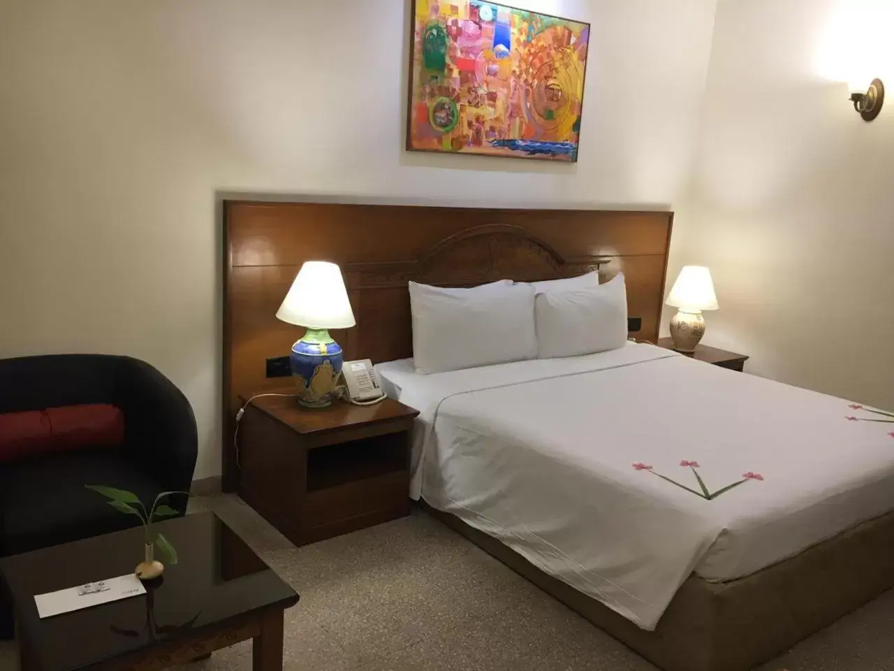 Bedroom, Bed in Radisson Goa Candolim