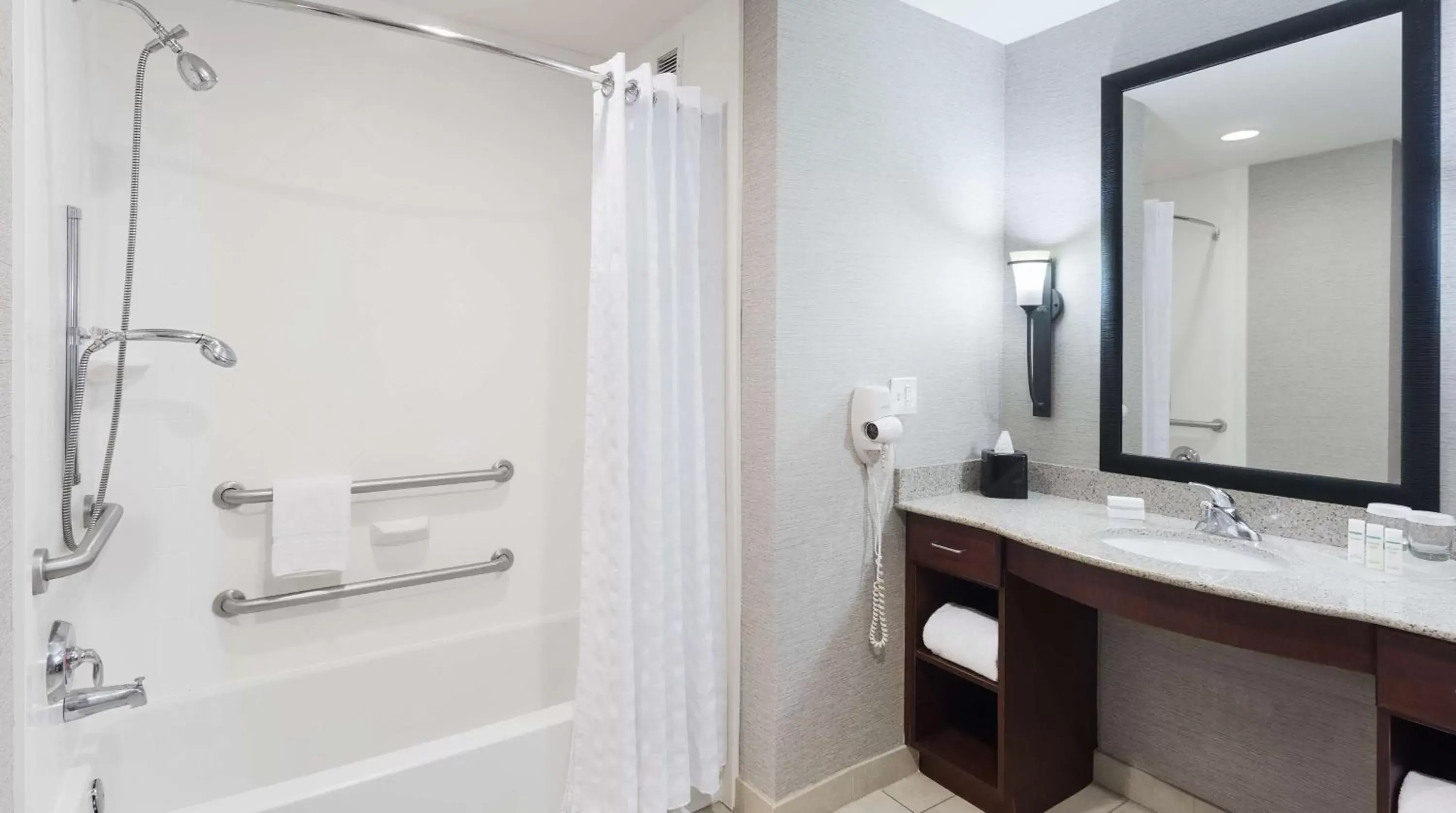 Bathroom in Homewood Suites by Hilton Shreveport