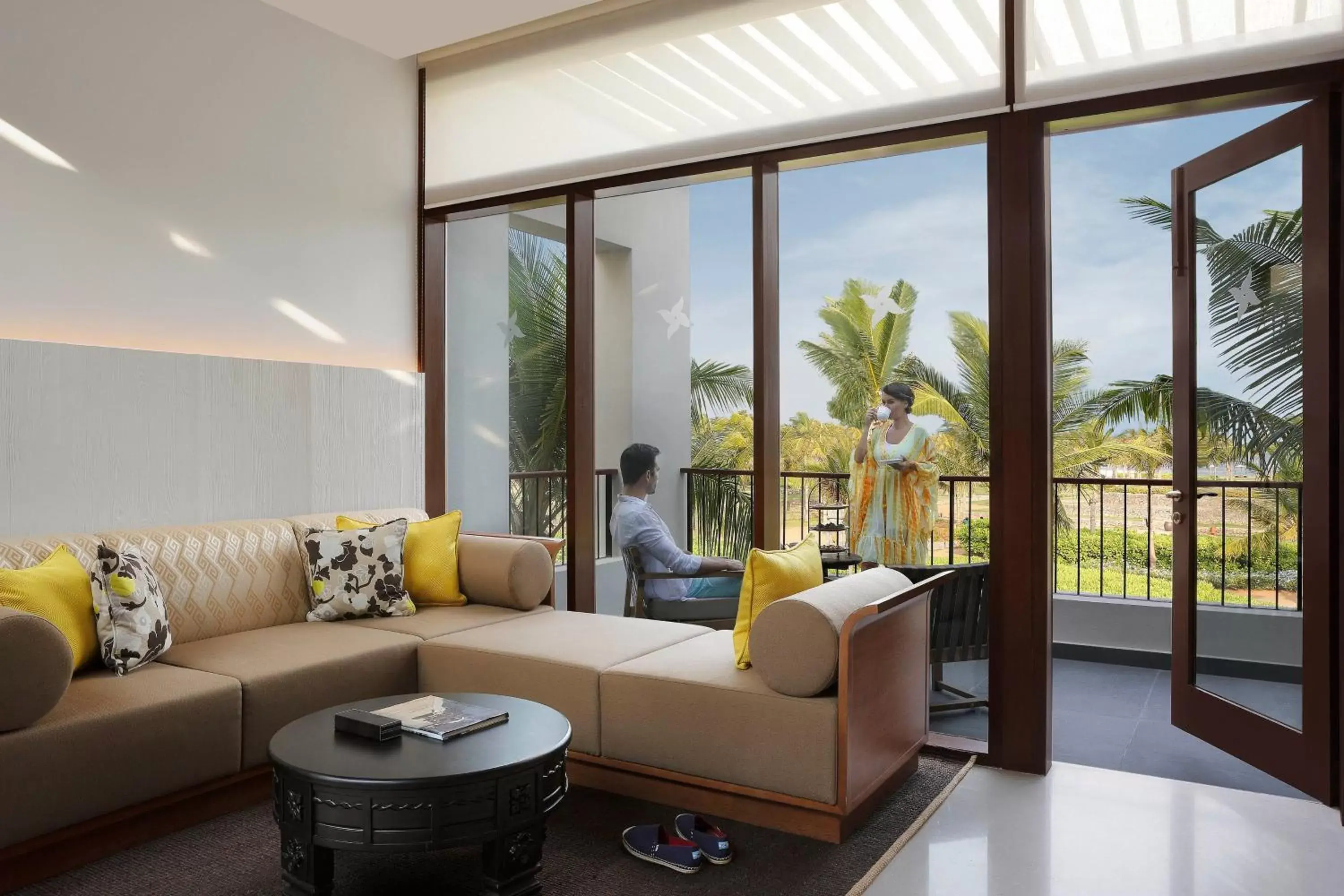 Bedroom, Seating Area in InterContinental Chennai Mahabalipuram Resort, an IHG Hotel