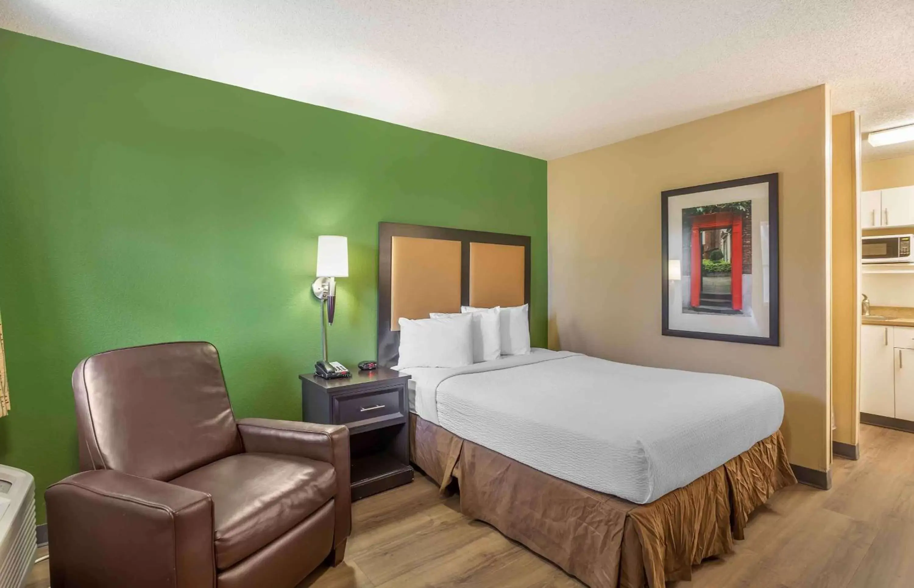 Bedroom in Extended Stay America Suites - Nashville - Brentwood - South
