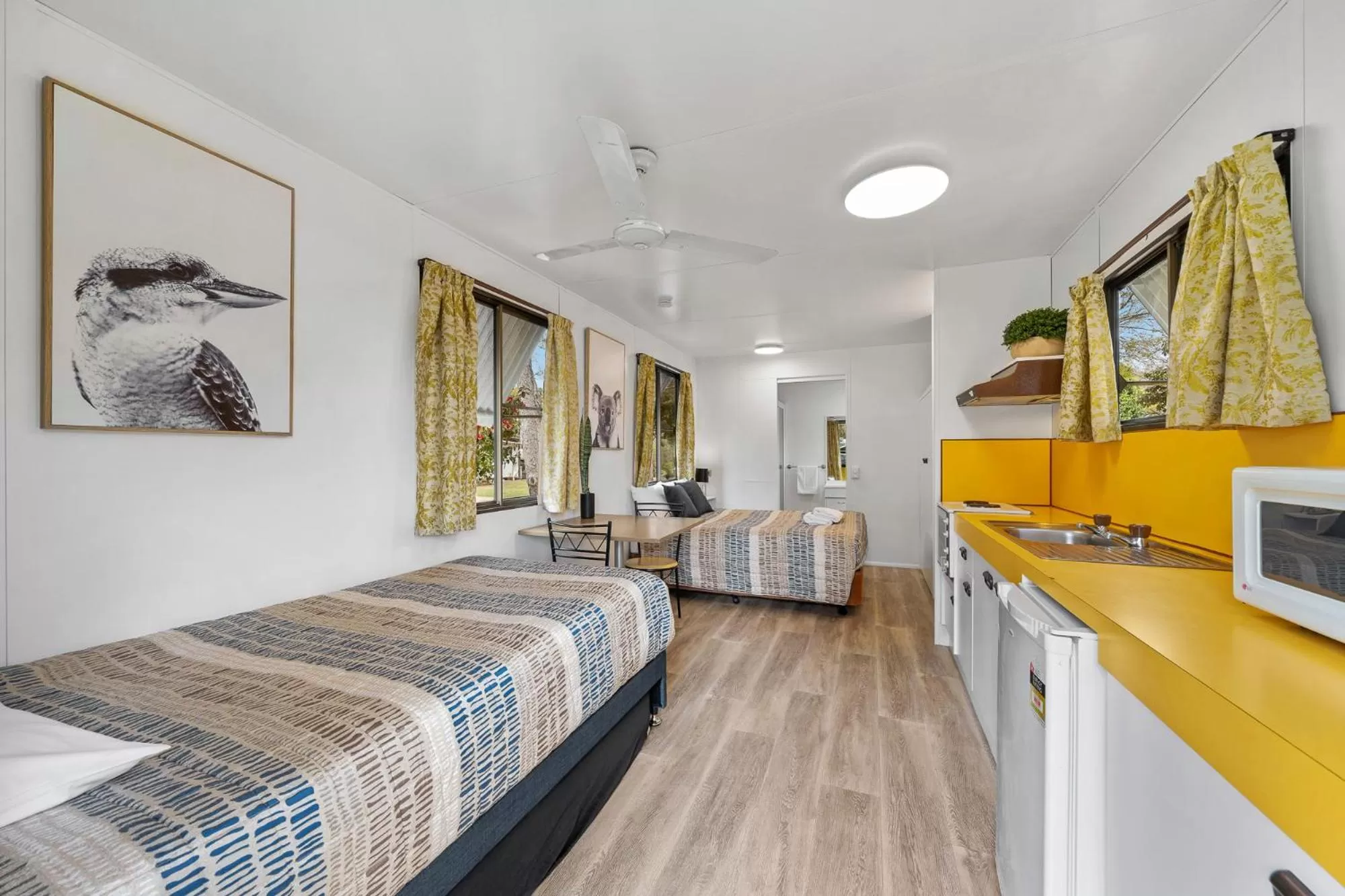 Photo of the whole room, Bed in Esk Caravan Park & Rail Trail Motel