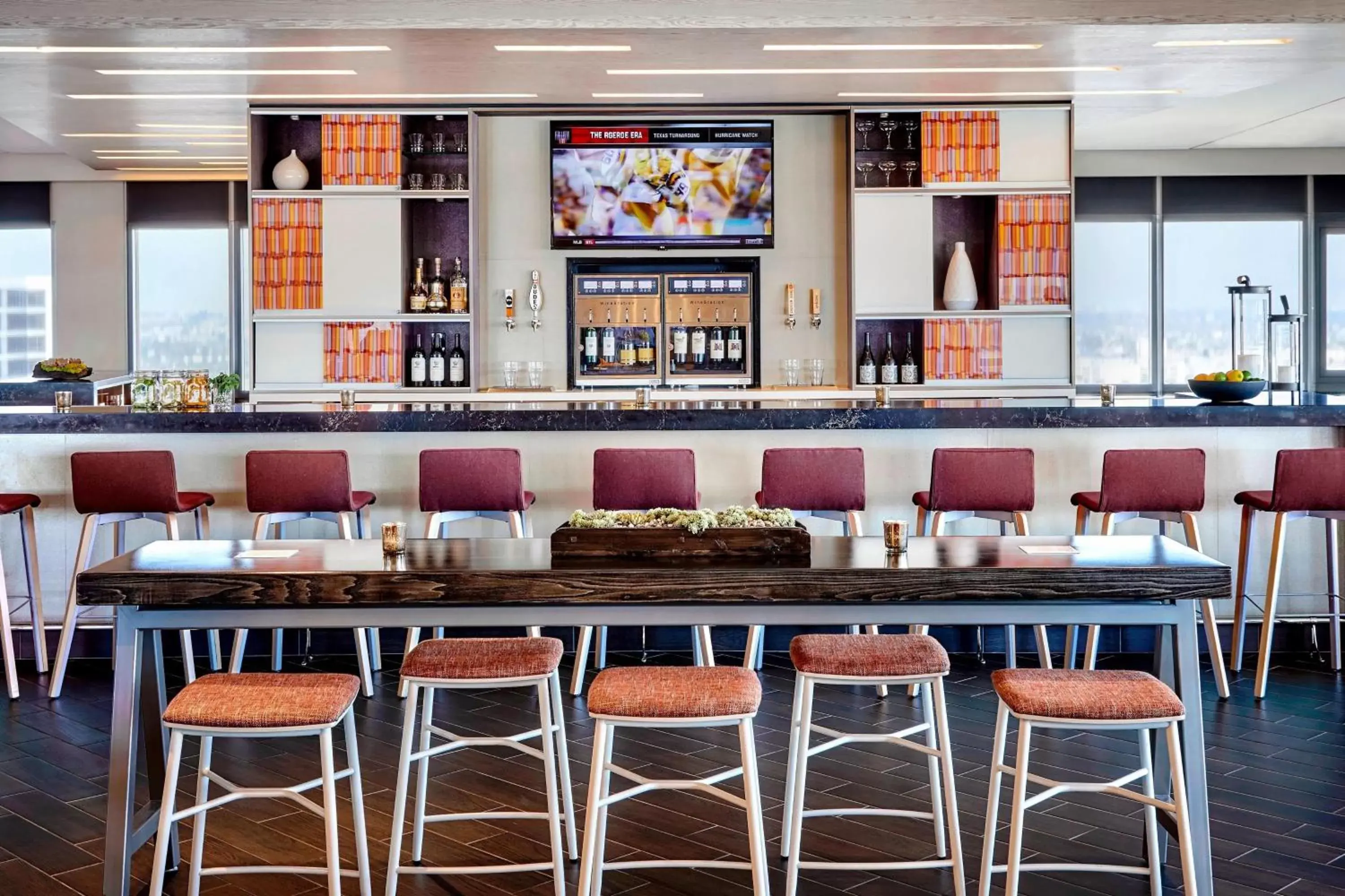 Lounge or bar in Los Angeles Airport Marriott