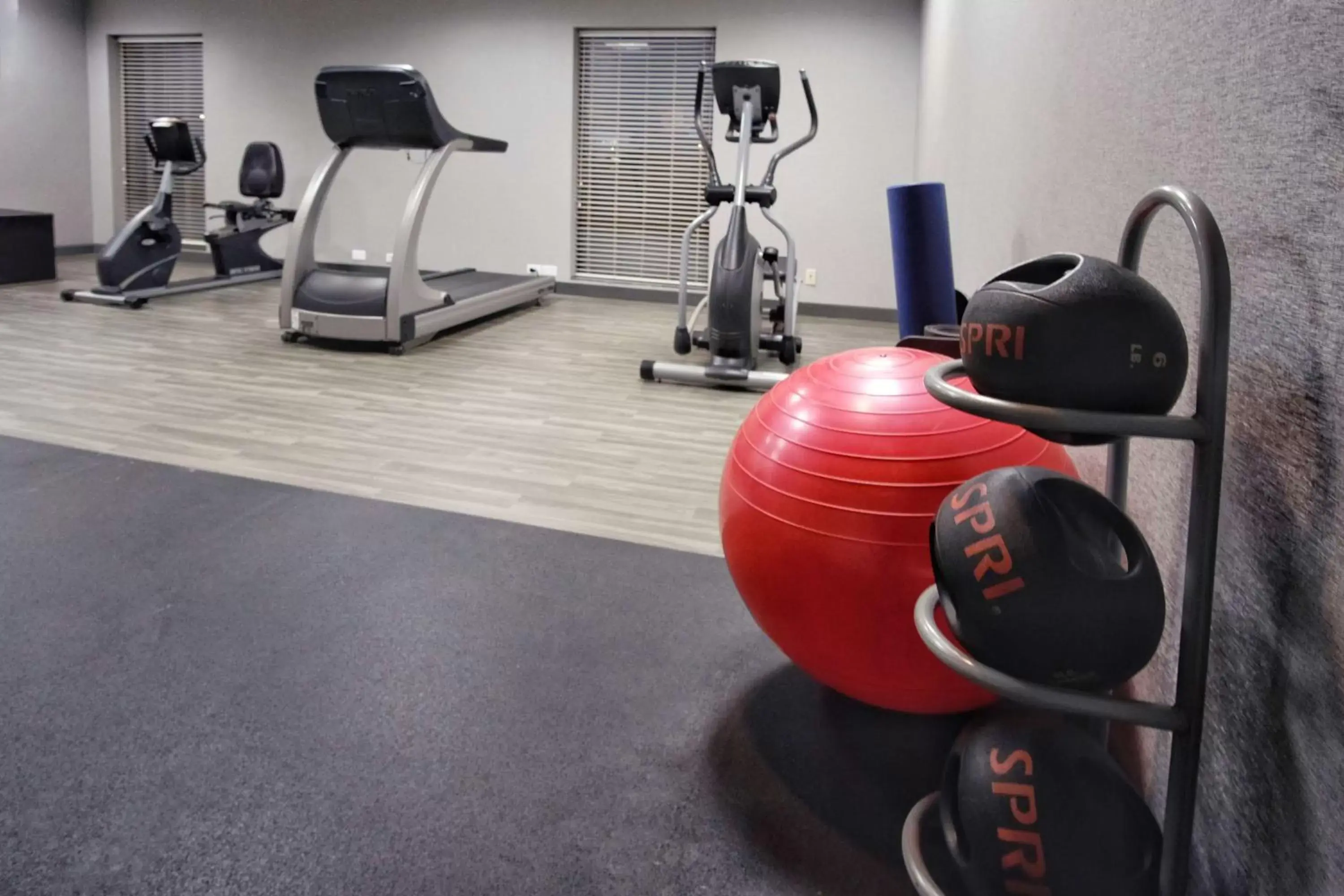 Fitness centre/facilities, Fitness Center/Facilities in Hampton Inn Oklahoma City/Yukon