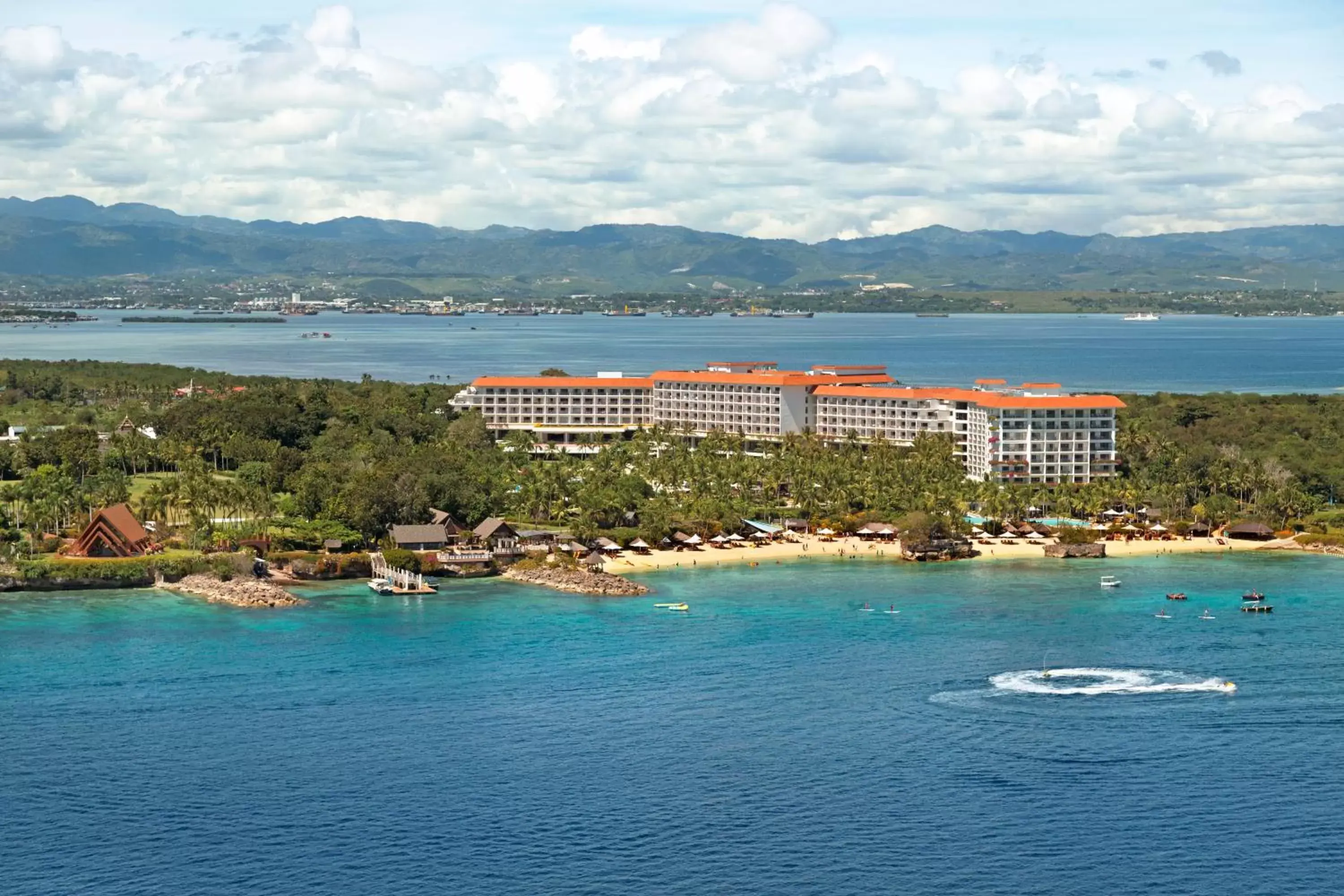 Property building in Shangri-La Mactan, Cebu Property building in Shangri-La Mactan, Cebu