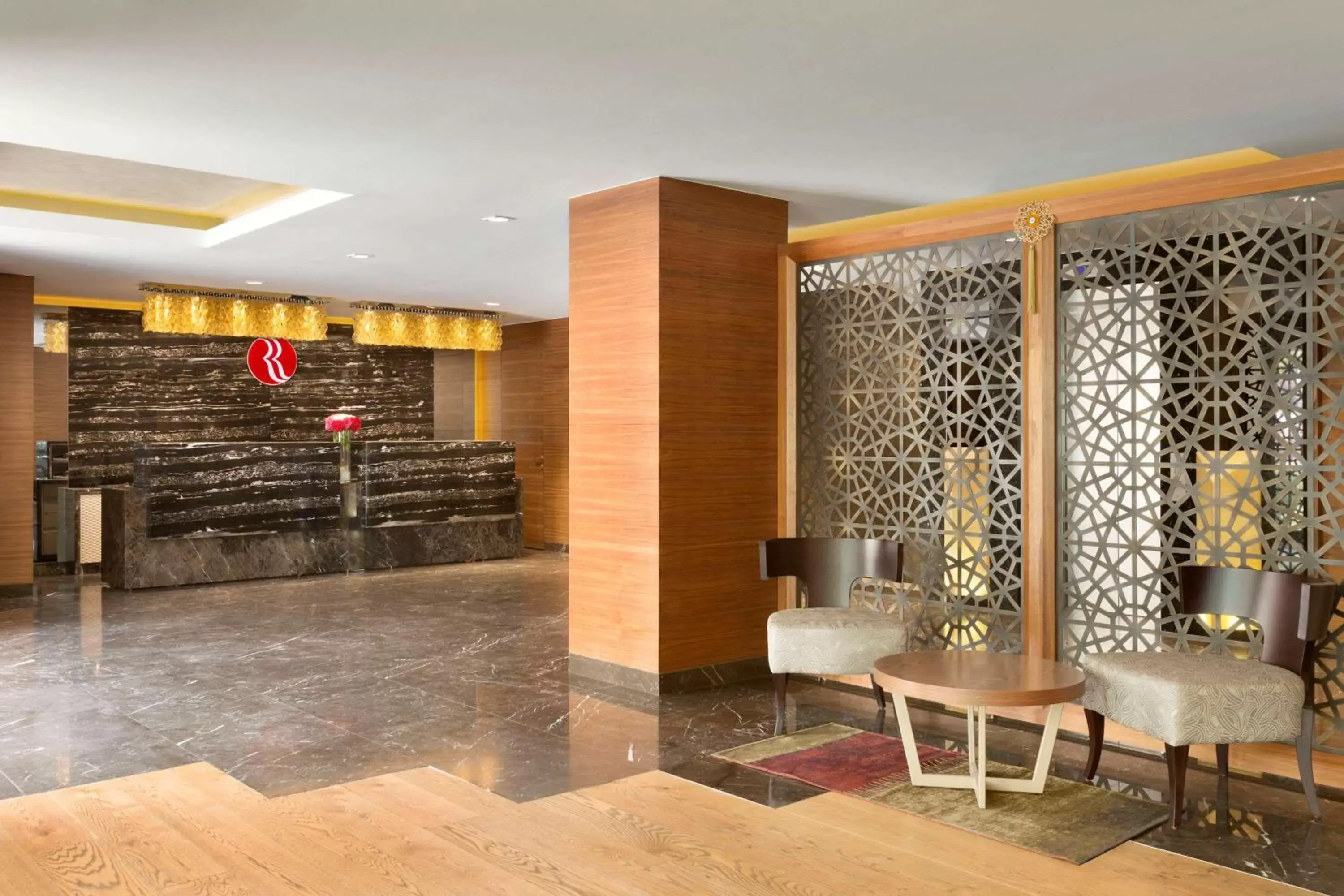 Lobby or reception in Ramada by Wyndham Gemli̇k