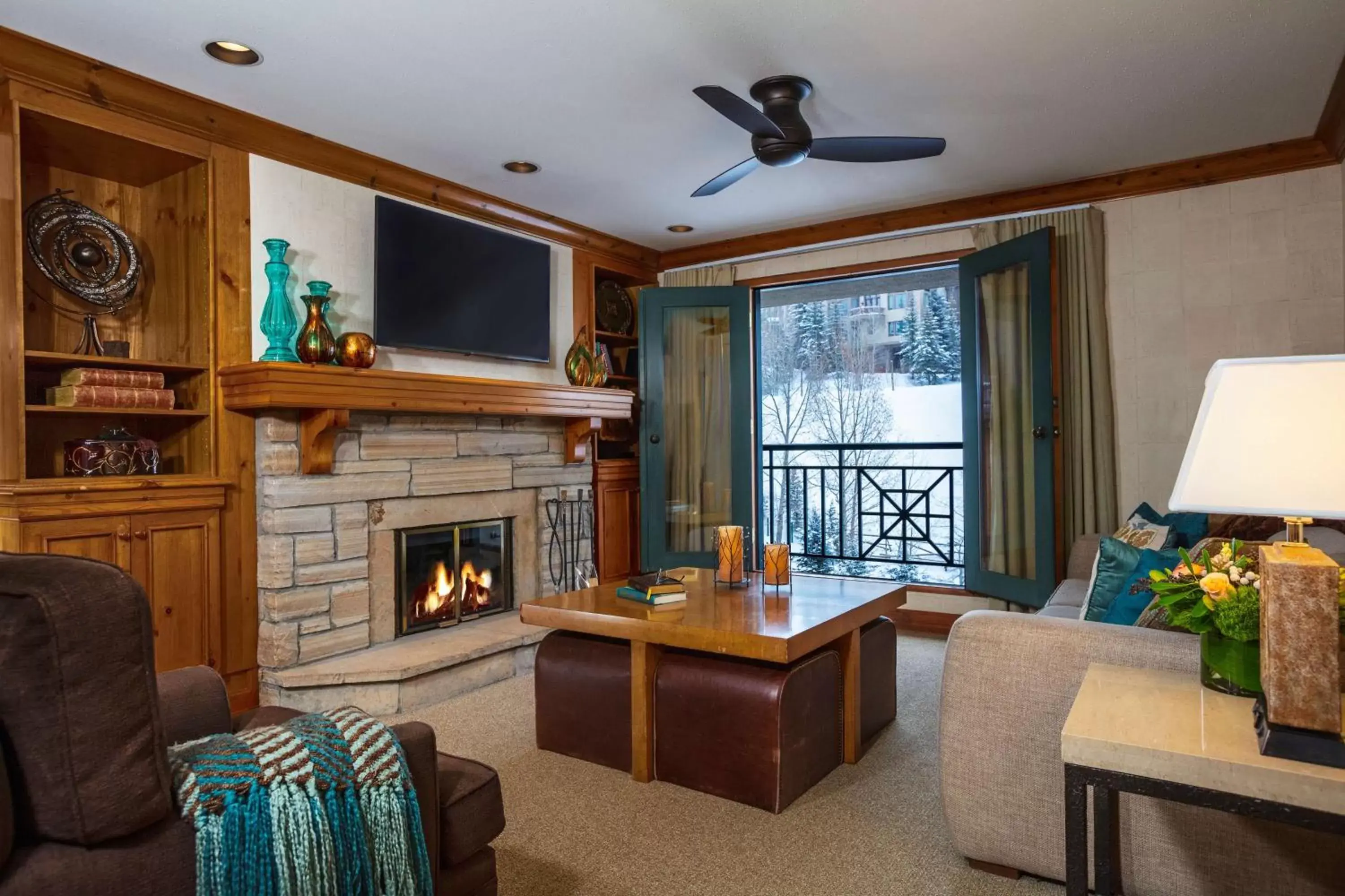 Photo of the whole room, Seating Area in Park Hyatt Beaver Creek Resort