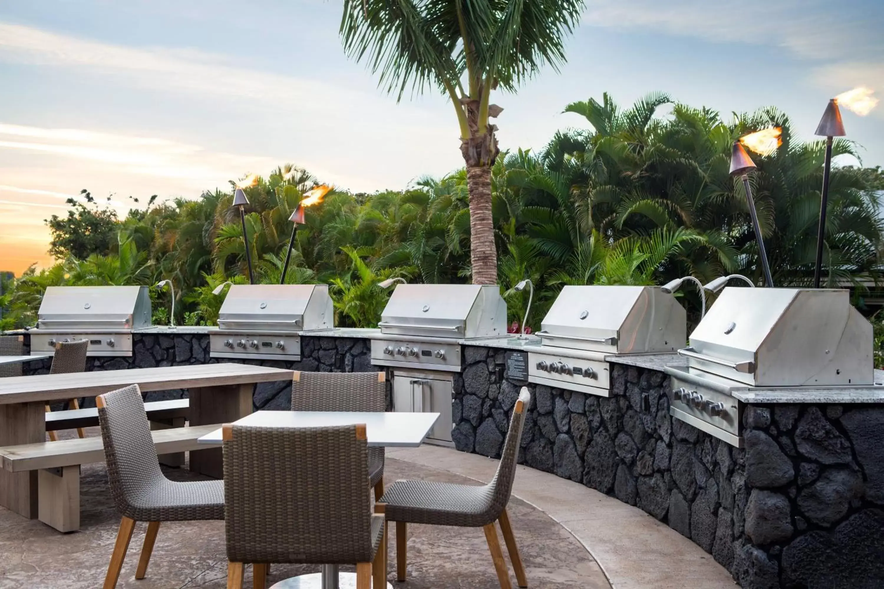 Restaurant/places to eat in Residence Inn by Marriott Maui Wailea
