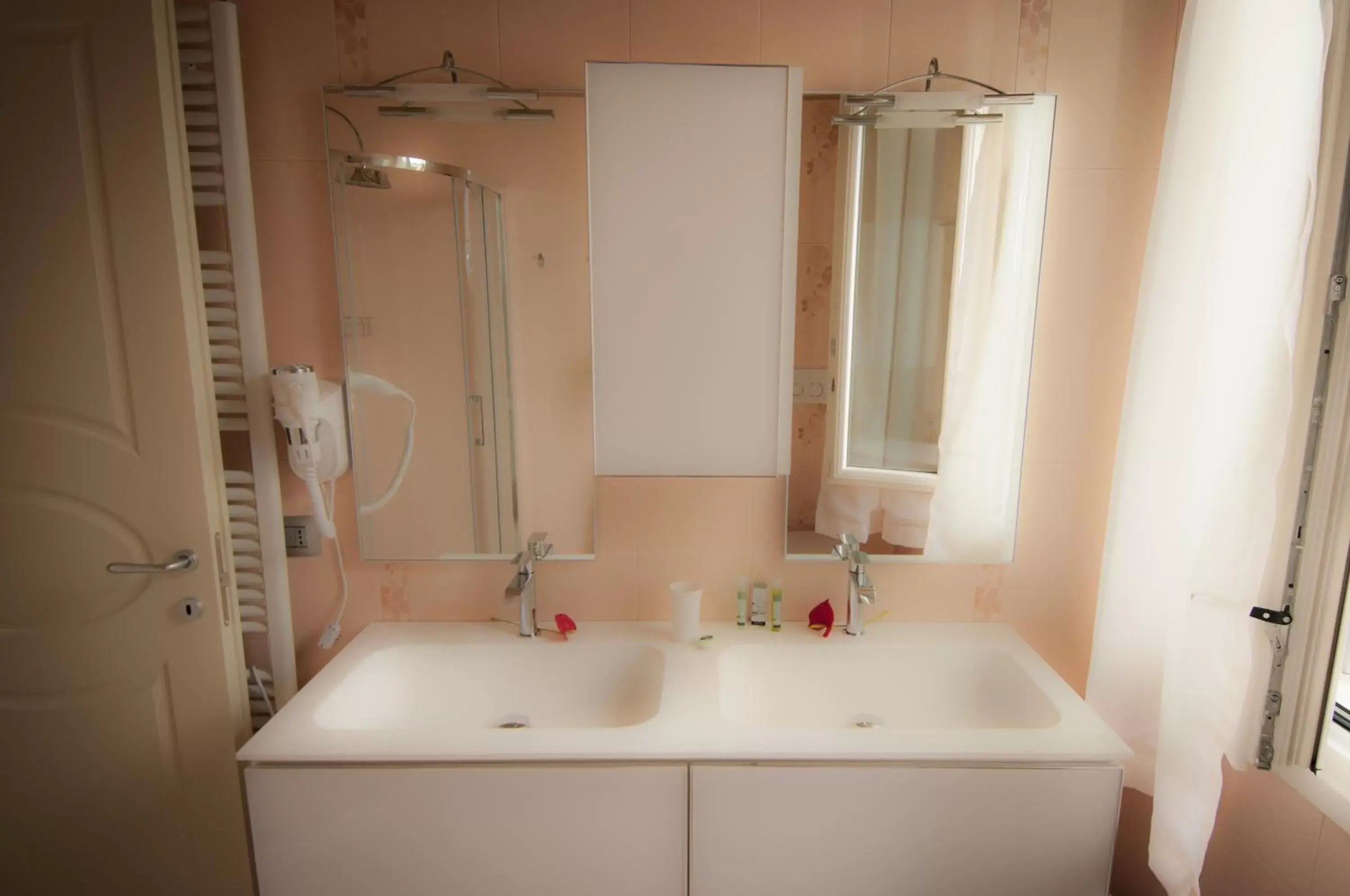 Bathroom in Hotel Villa Maranello