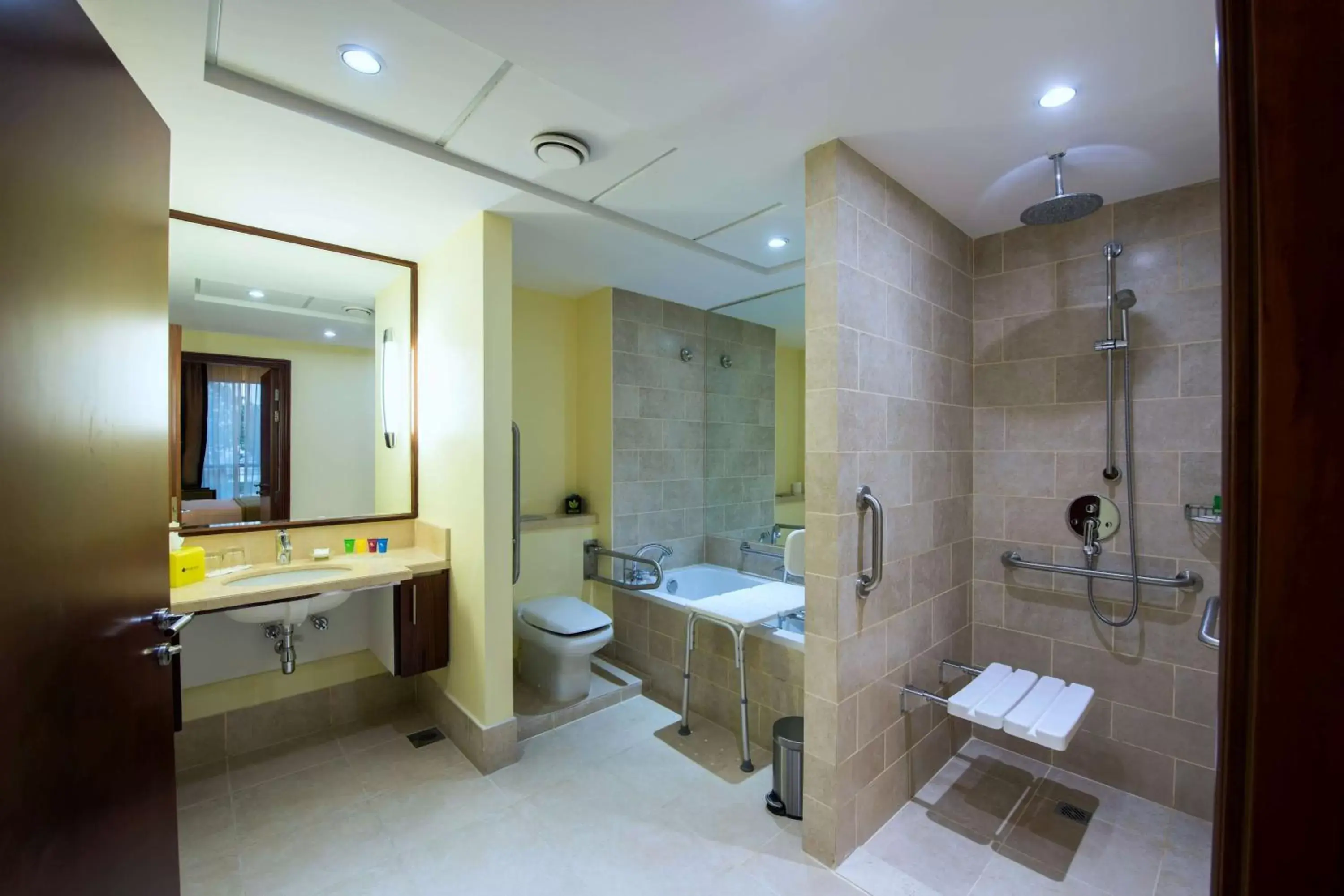Bathroom in Ramada Downtown Dubai