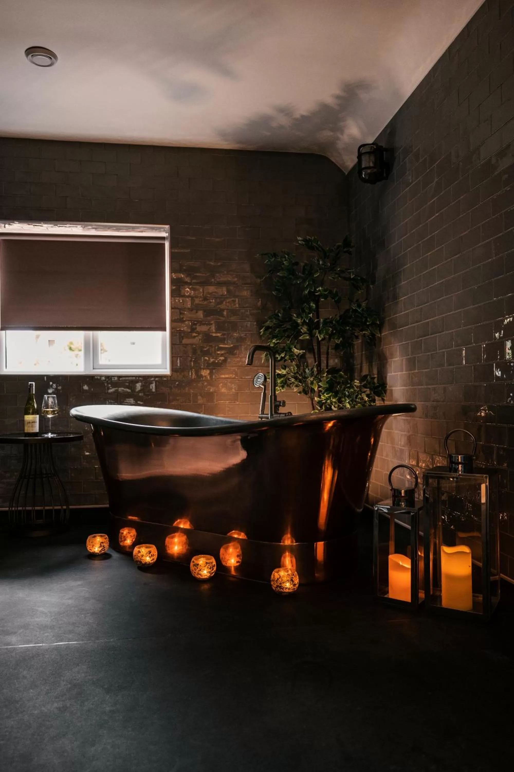 Bath in South Causey Inn