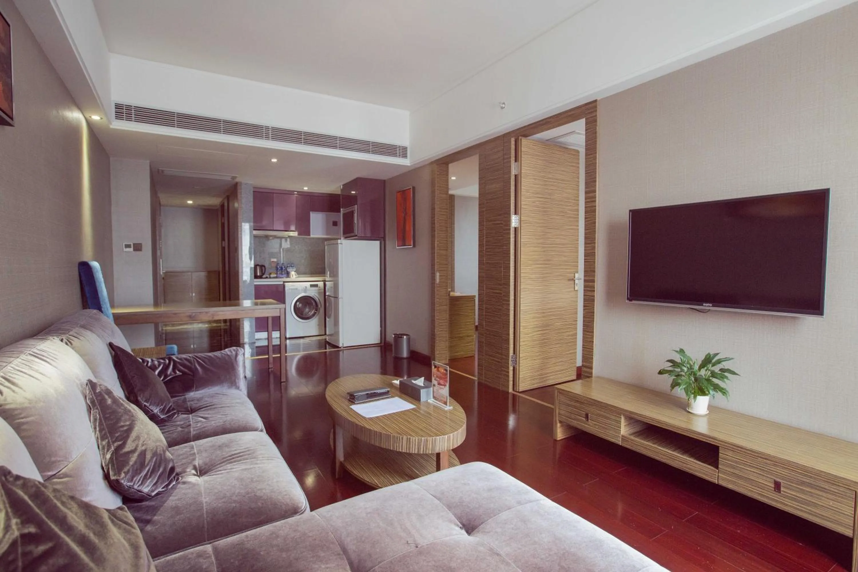 Deluxe Family Suite in La Perle International Hotel