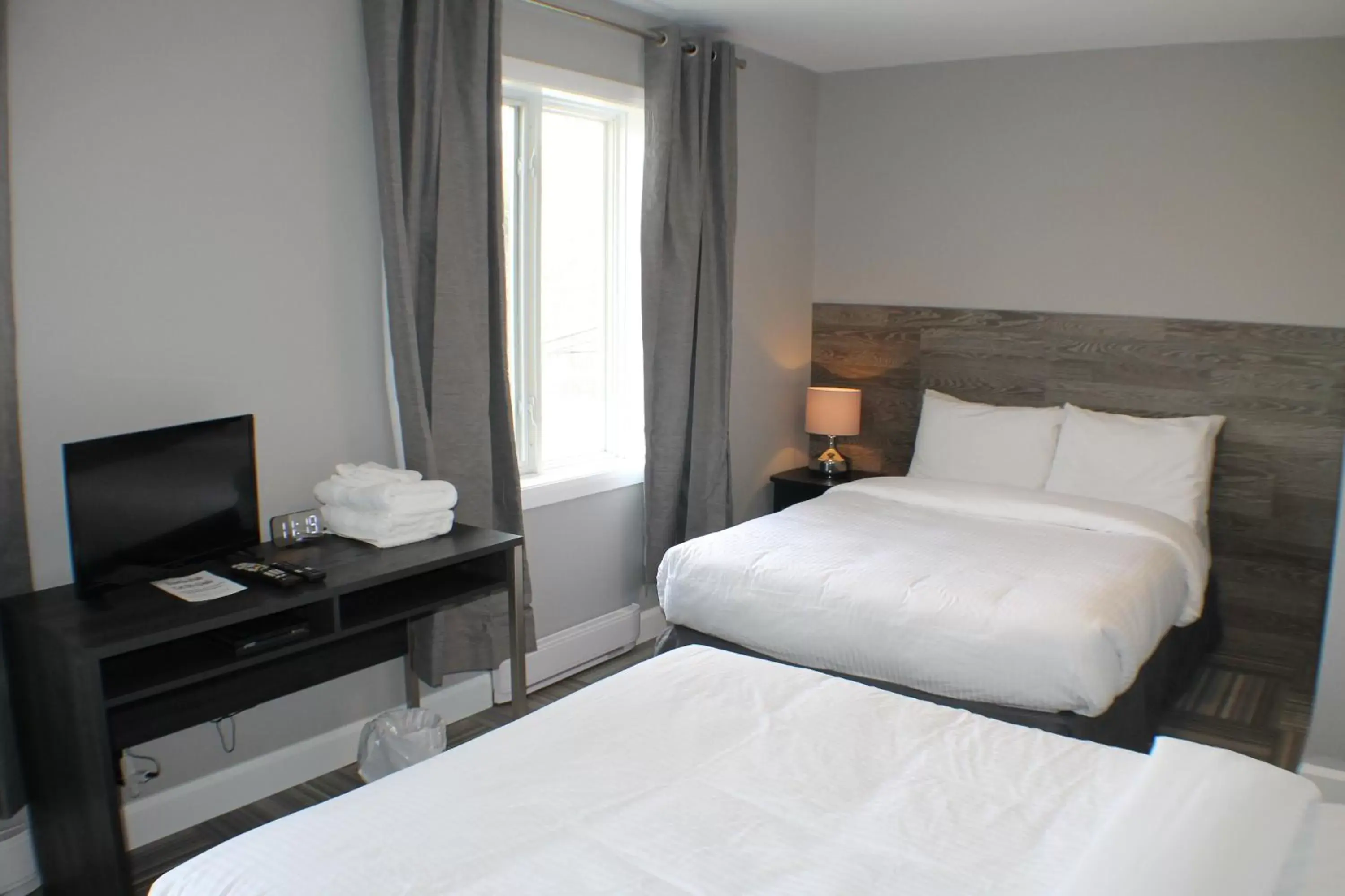 Bed in Auberge Valcartier