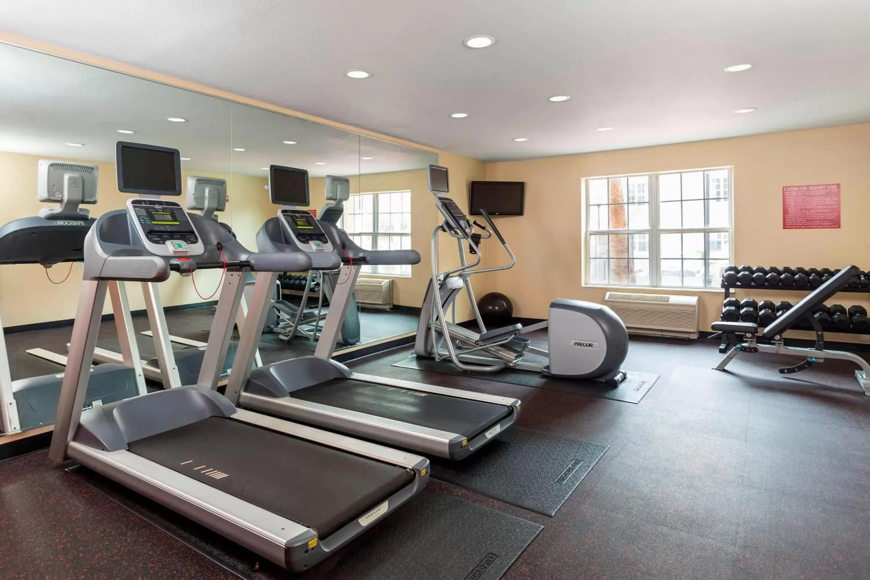 Fitness centre/facilities, Fitness Center/Facilities in TownePlace Suites Phoenix North