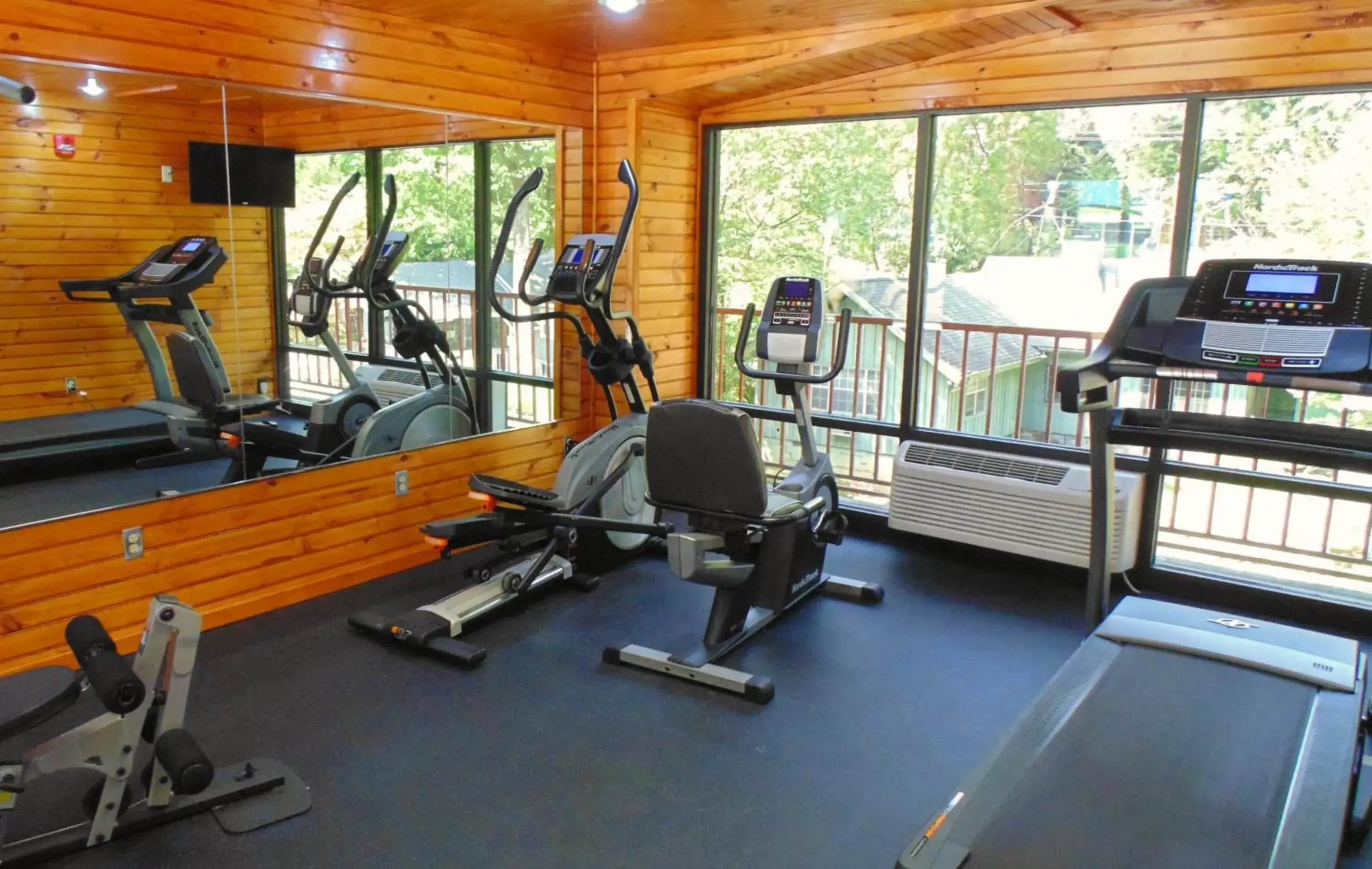 Fitness centre/facilities, Fitness Center/Facilities in Baymont by Wyndham Gatlinburg On The River