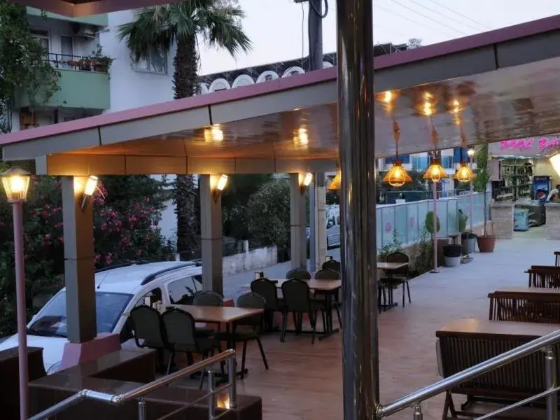 Restaurant/Places to Eat in Rosy Hotel Marmaris