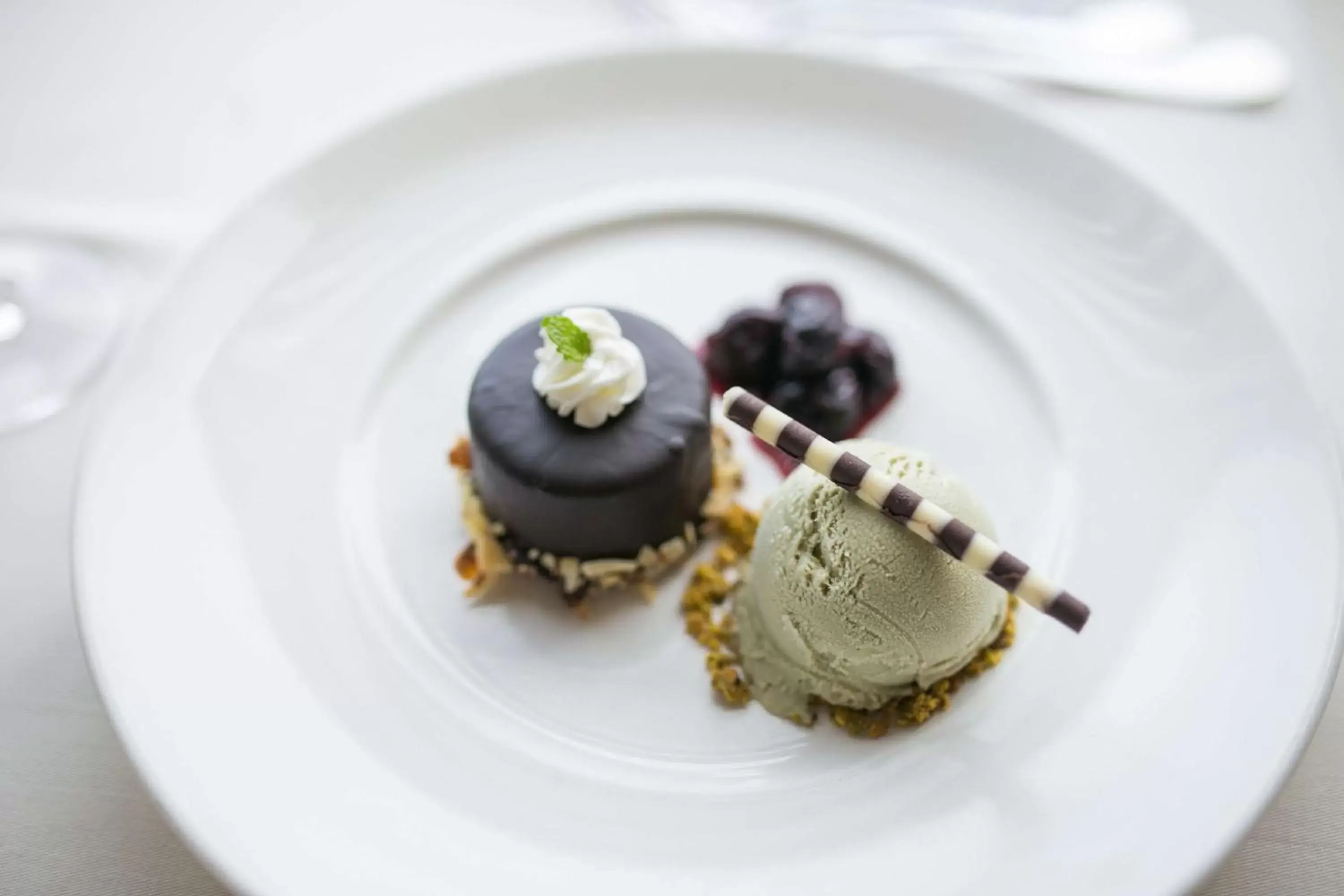 Restaurant/places to eat in Hilton Virginia Beach Oceanfront Restaurant/places to eat in Hilton Virginia Beach Oceanfront