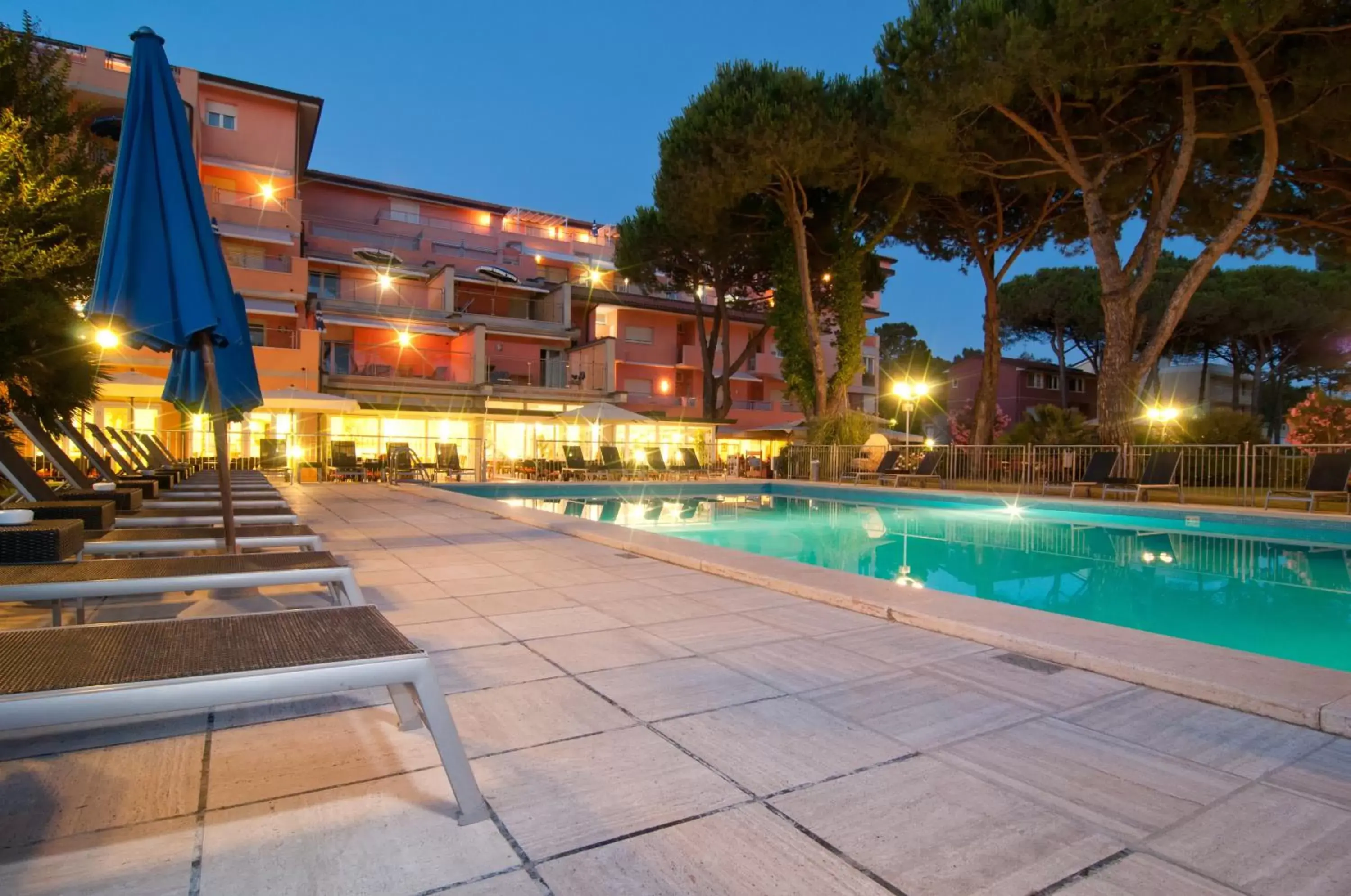 Facade/entrance, Property Building in Versilia Palace Hotel