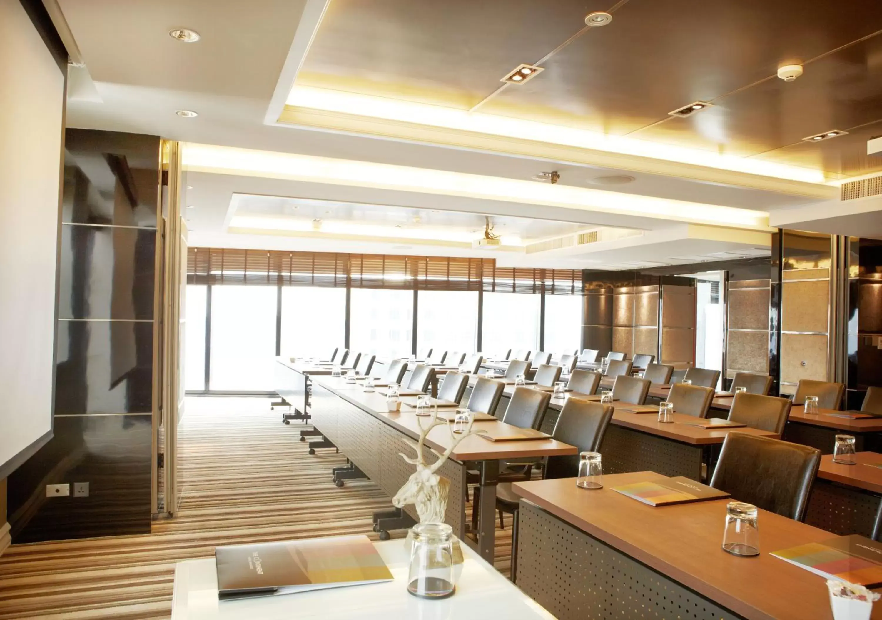 Meeting/conference room in The Continent Boutique Hotel Bangkok Sukhumvit by Compass Hospitality