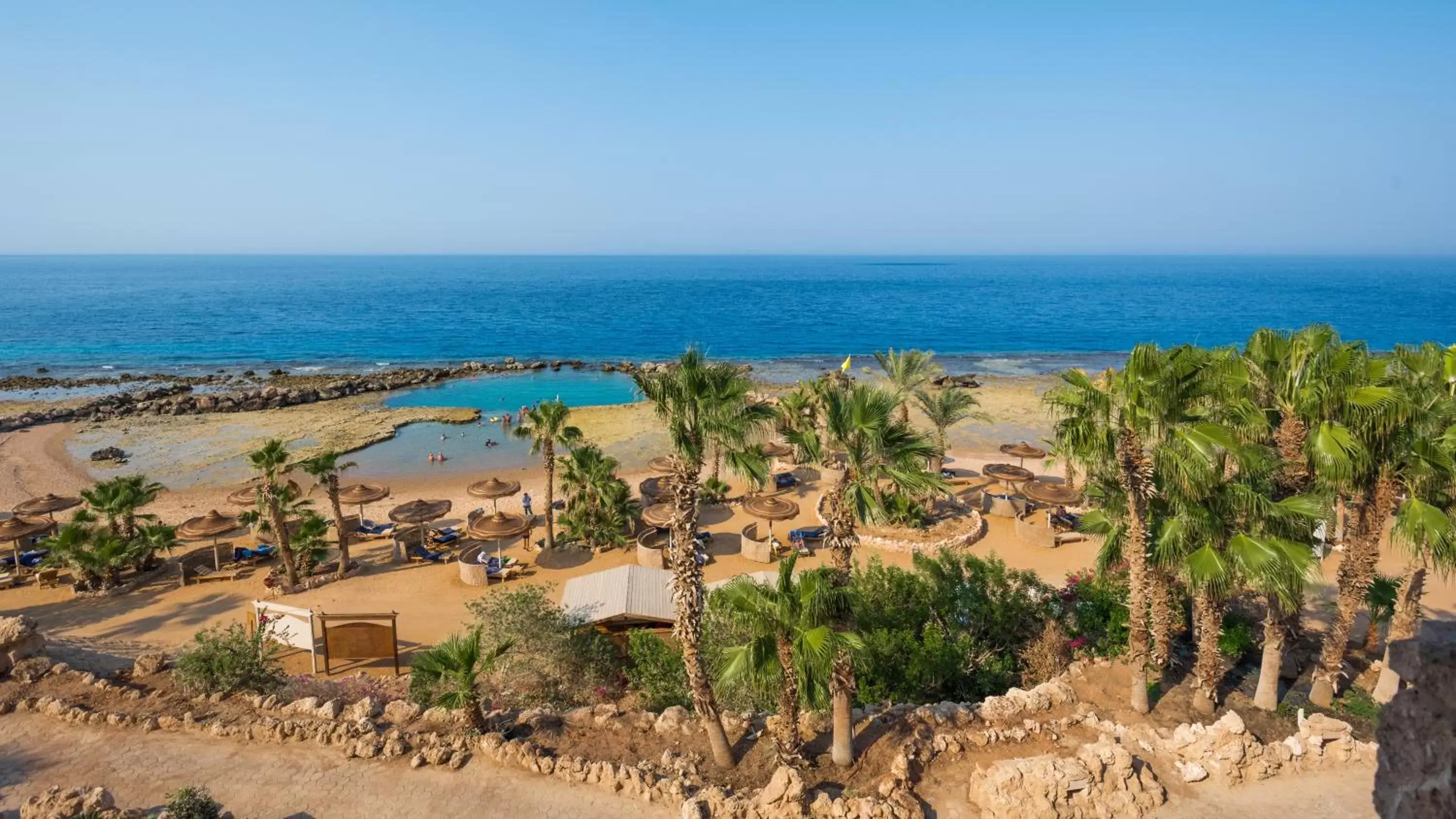 Beach, Bird's-eye View in Pickalbatros Citadel Resort Sahl Hasheesh