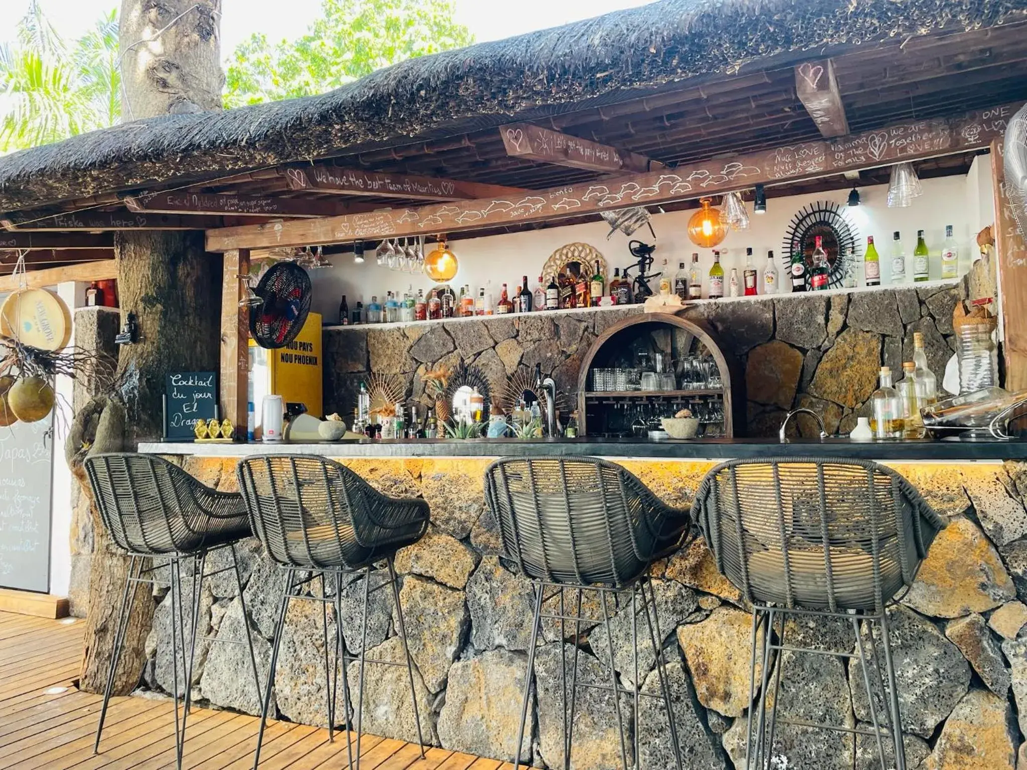 Lounge or bar, Lounge/Bar in Sous Le Badamier Guest House Restaurant Bar