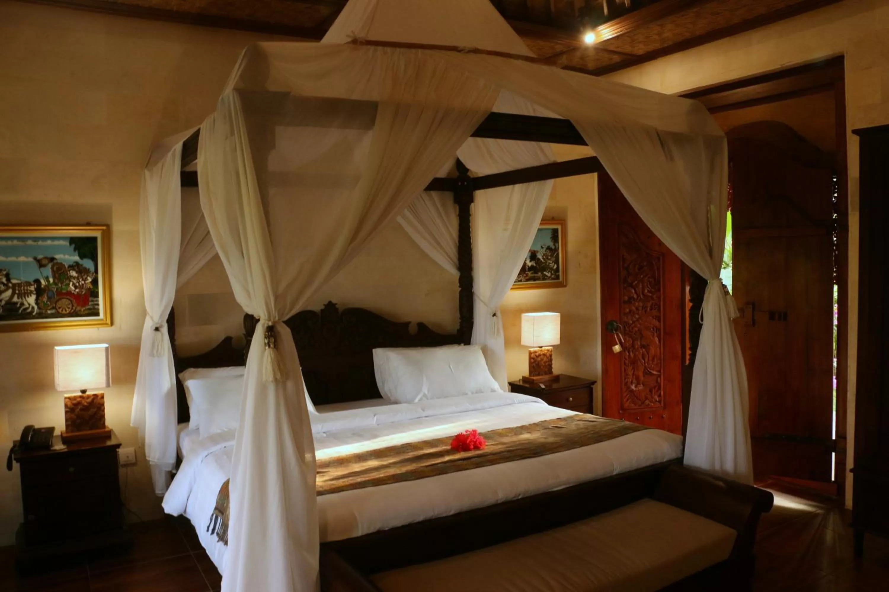 Decorative detail, Bed in Shanti Natural Panorama View Hotel