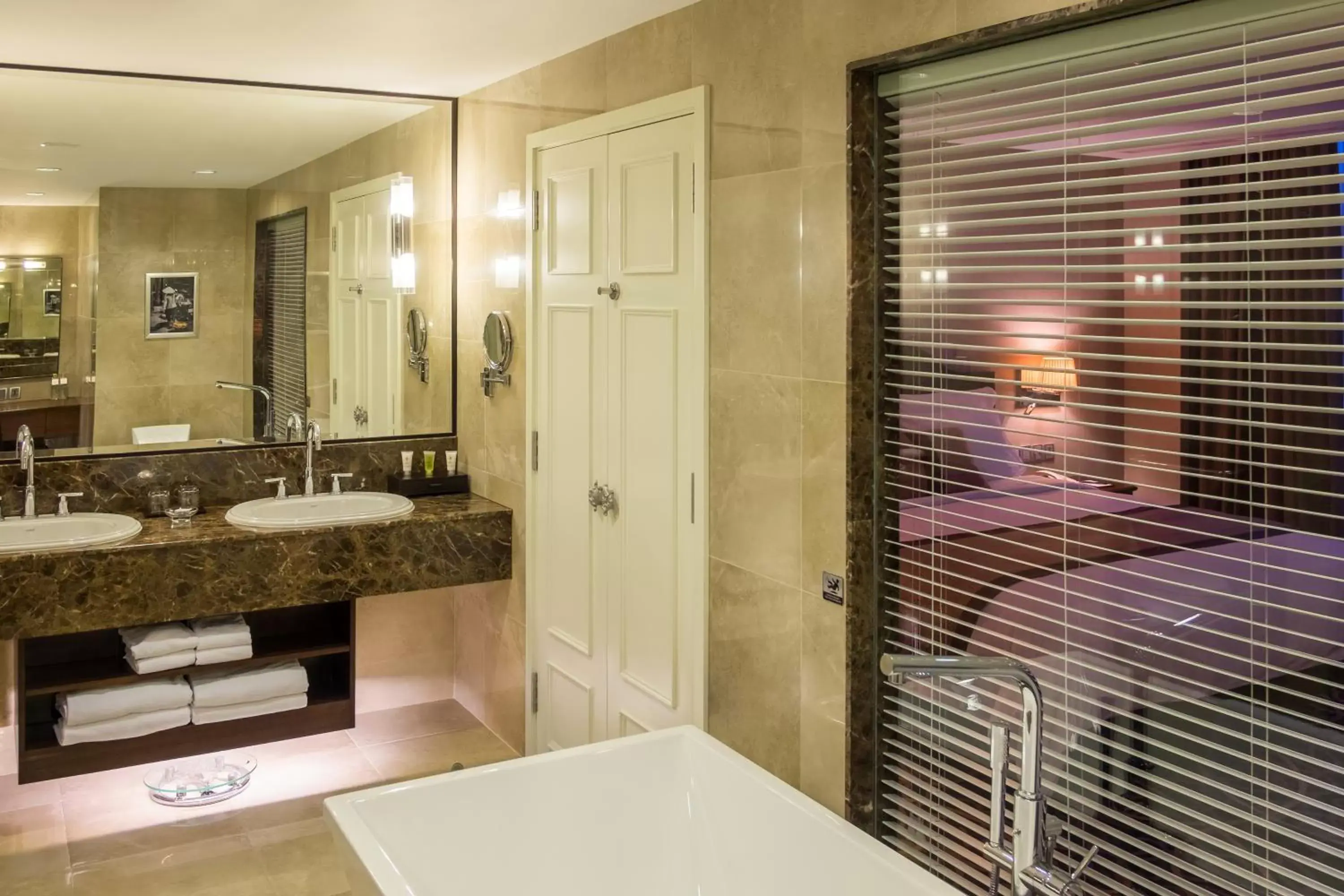 Bathroom in Eastin Grand Hotel Saigon