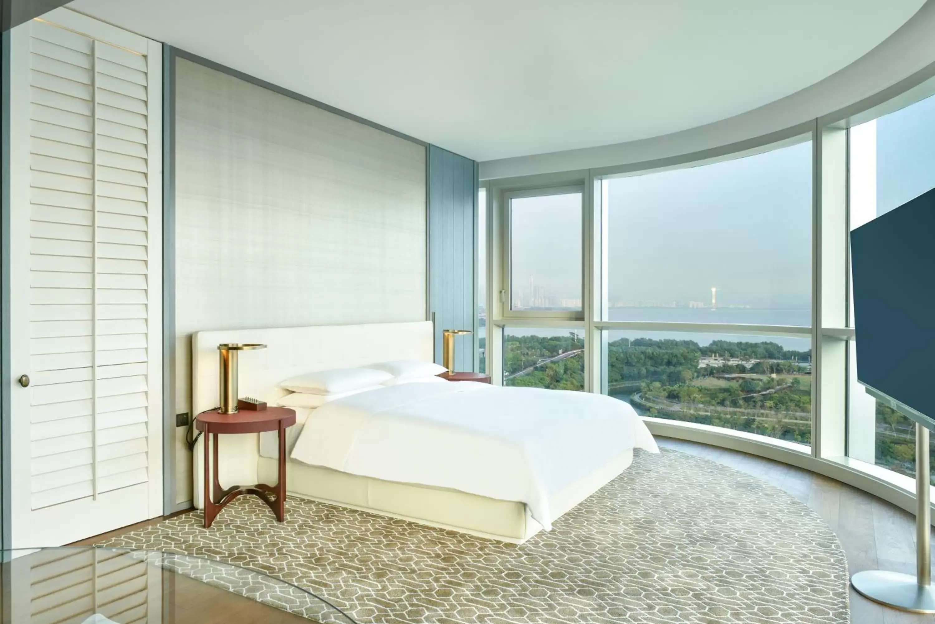 View (from property/room), Bed in Andaz Shenzhen Bay