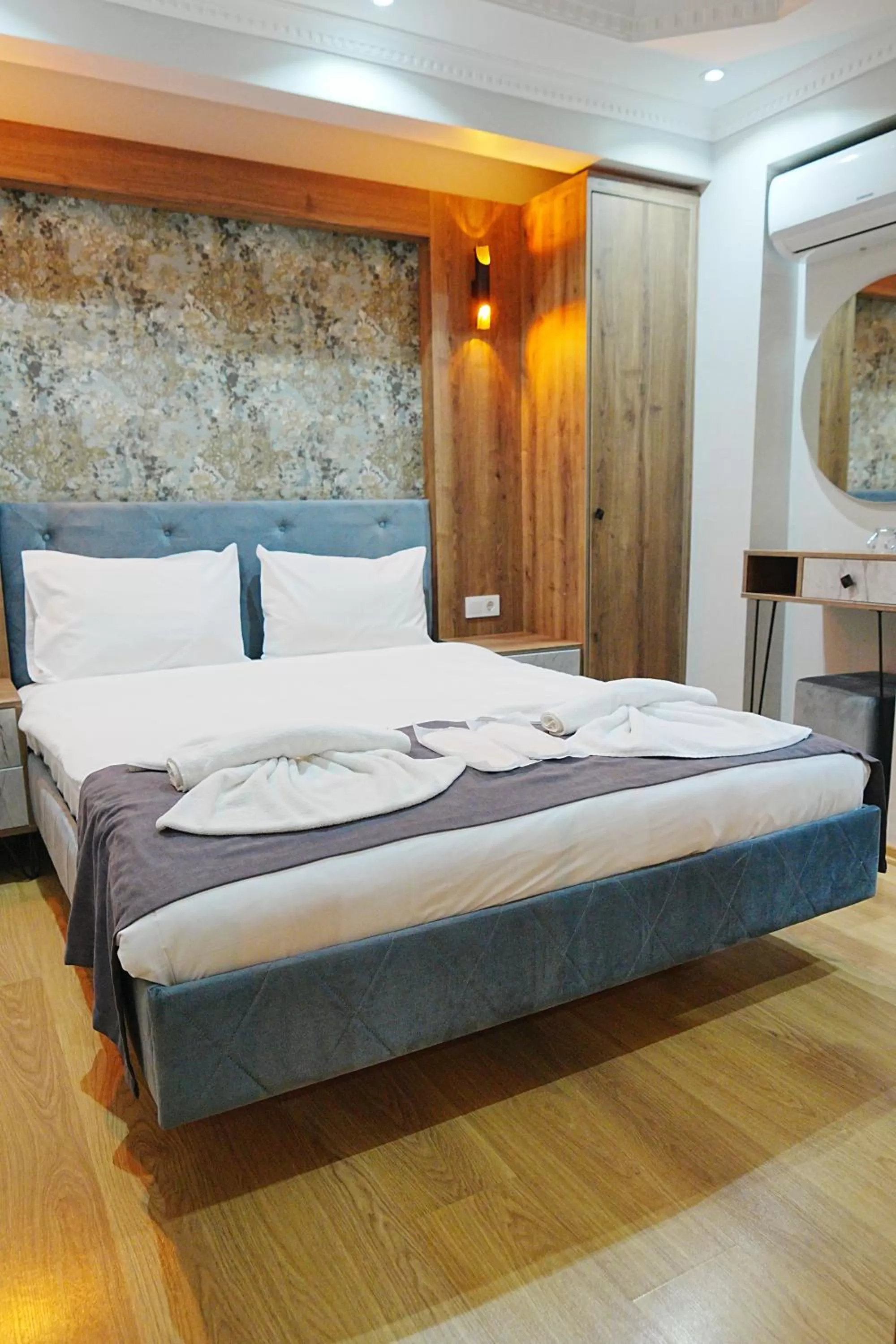 Massage, Bed in Reyyan Hotel