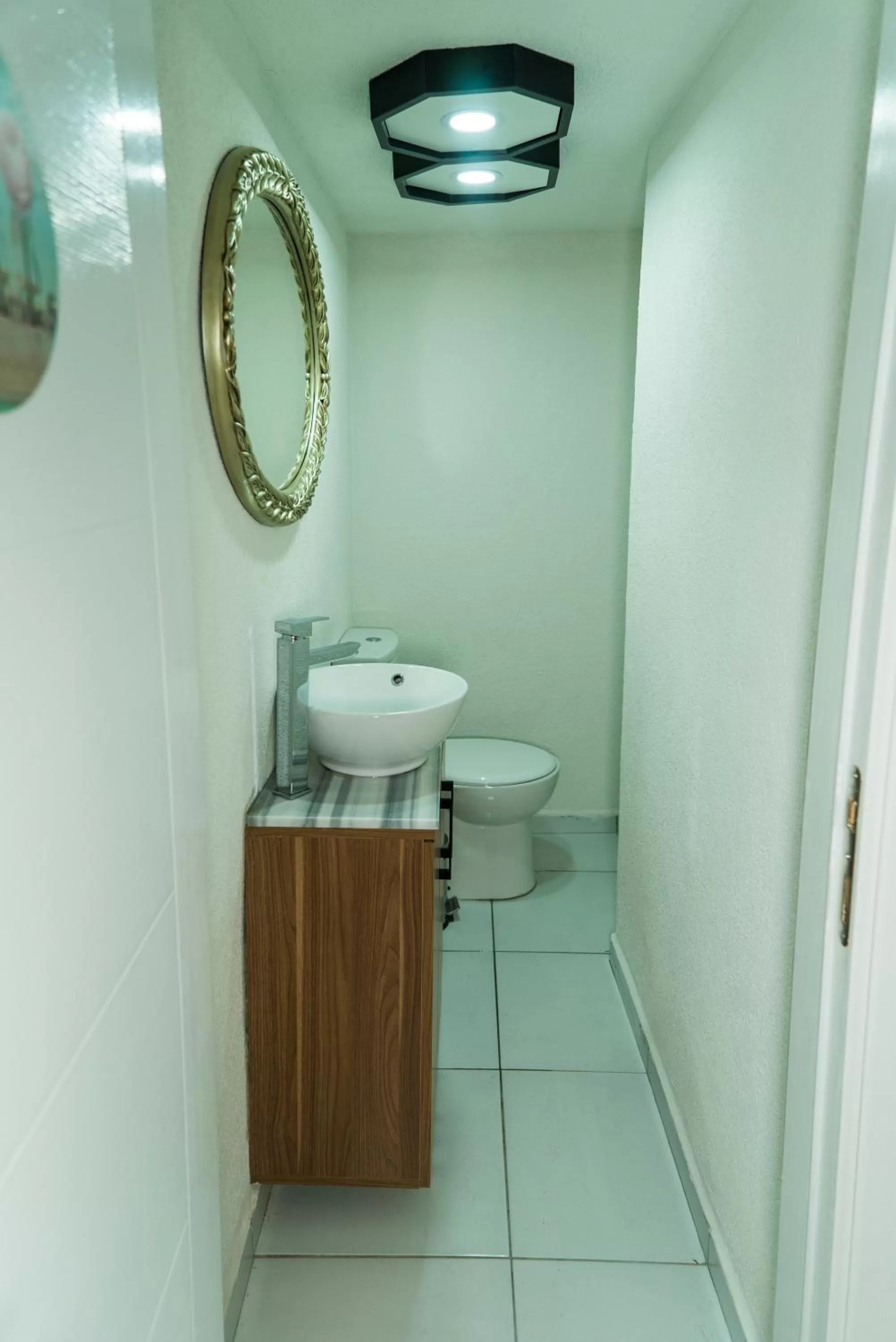 Toilet in Taksim Yazıcı Residence