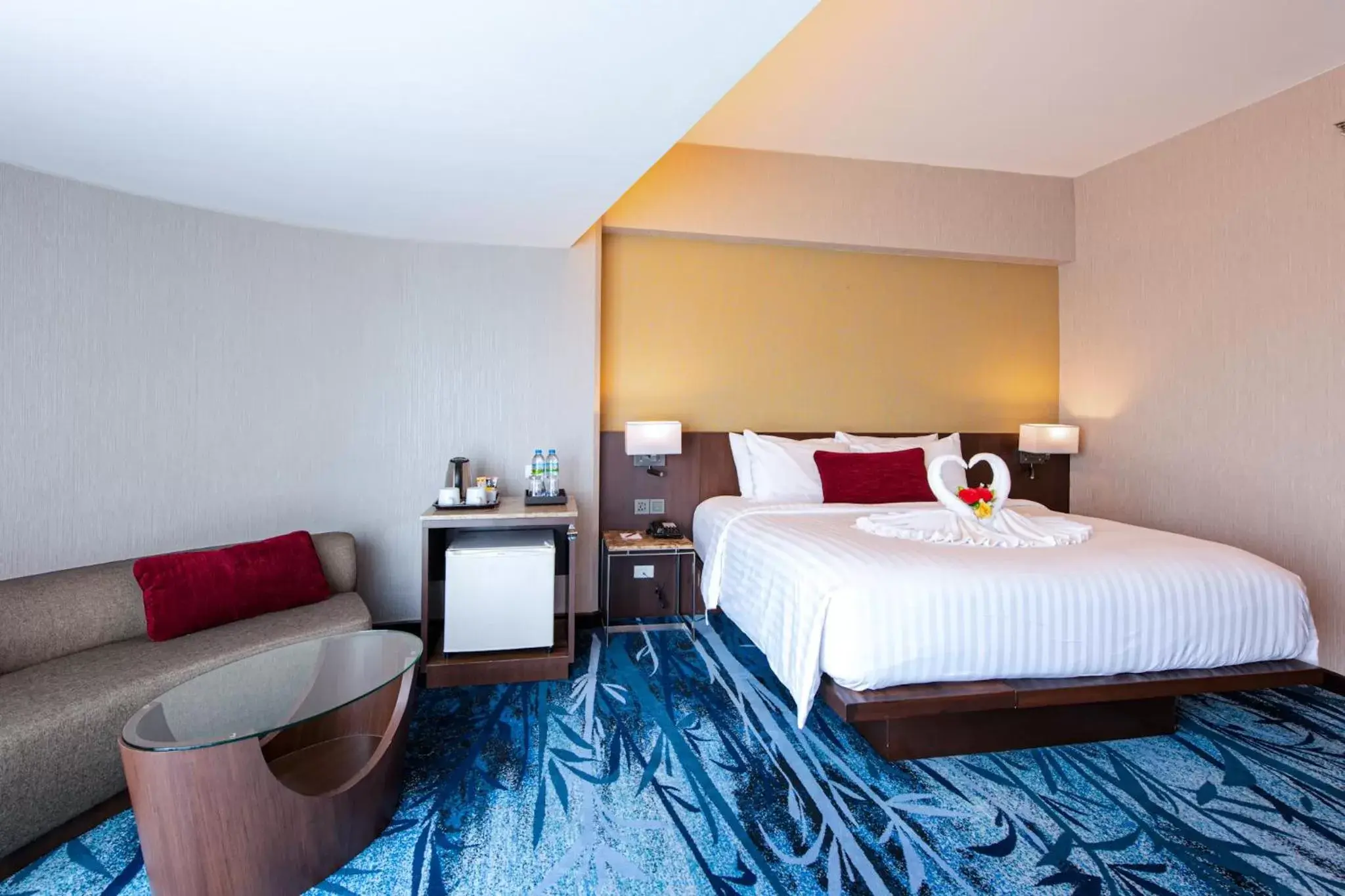 Bed in Ambassador Hotel Bangkok - SHA Extra Plus