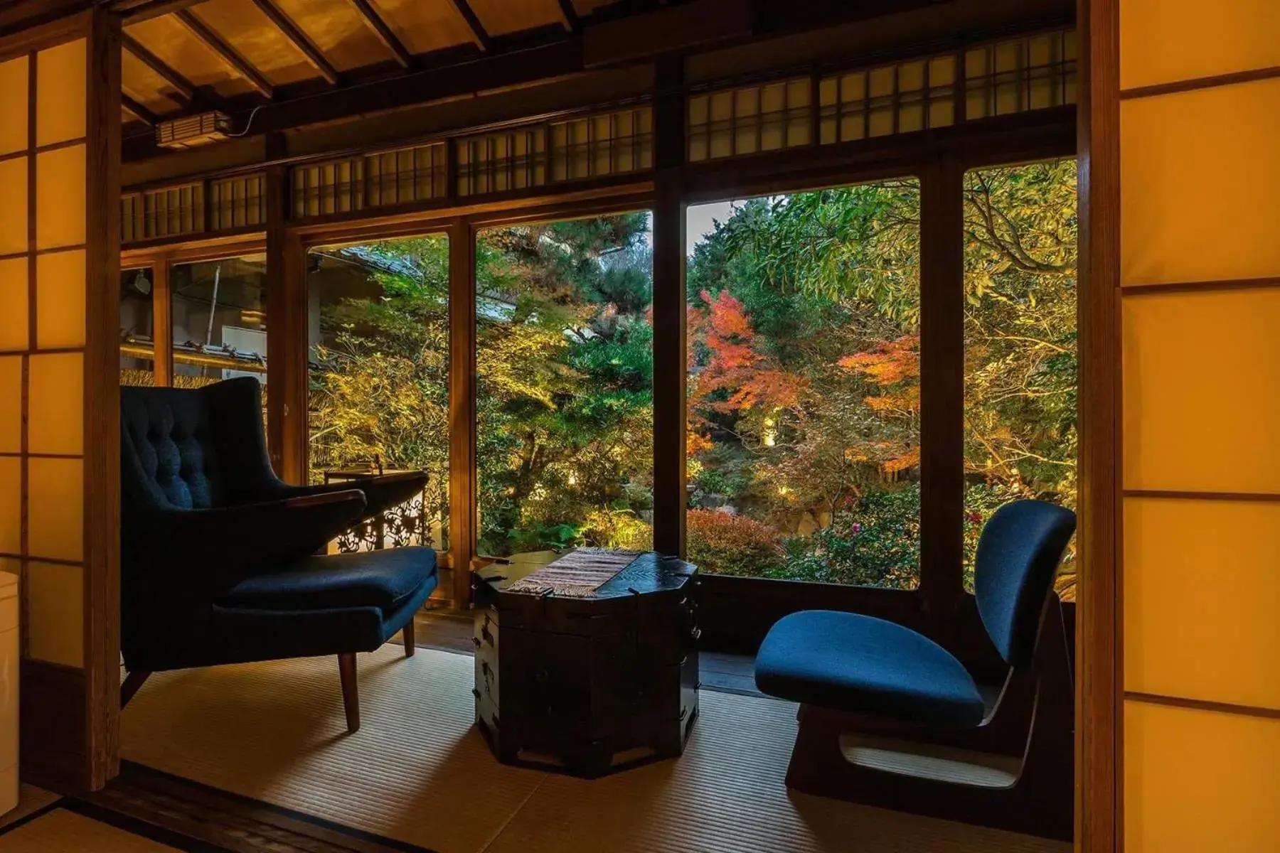 Photo of the whole room, Seating Area in Kyoto Nanzenji Ryokan Yachiyo