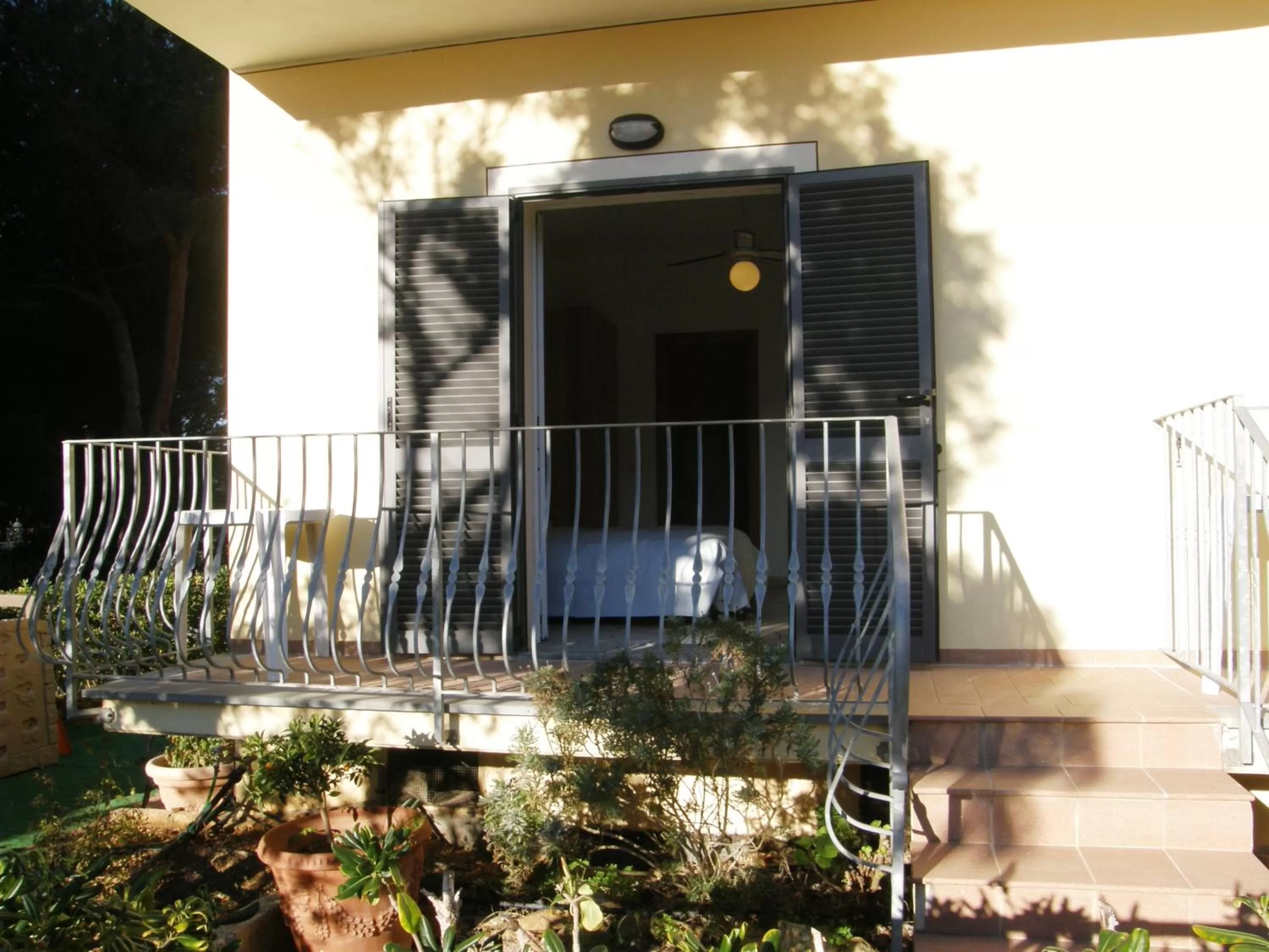 Facade/entrance in Hotel Villa Wanda