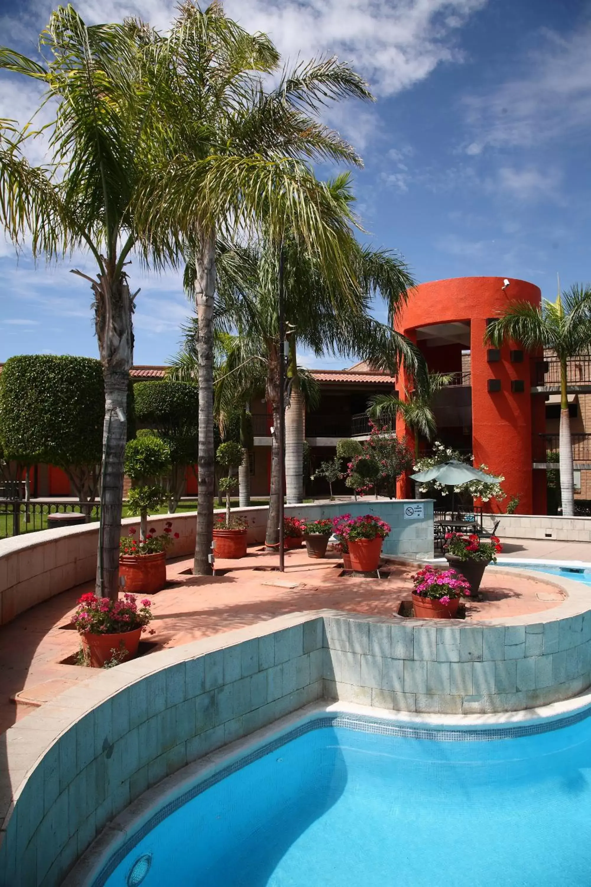 Swimming pool in Hotel Colonial Hermosillo Swimming pool in Hotel Colonial Hermosillo