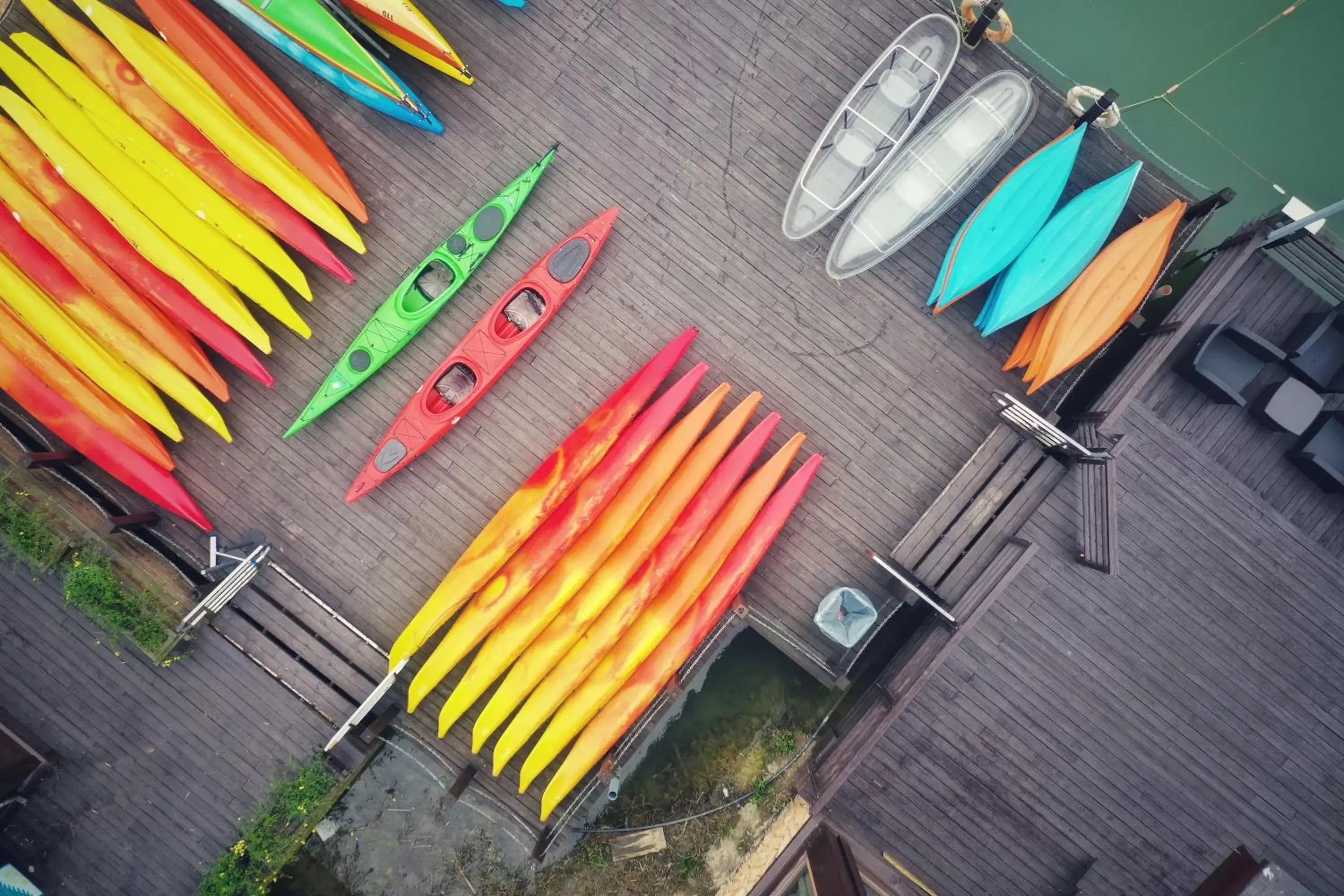 Canoeing in Fairmont Yangcheng Lake Kunshan