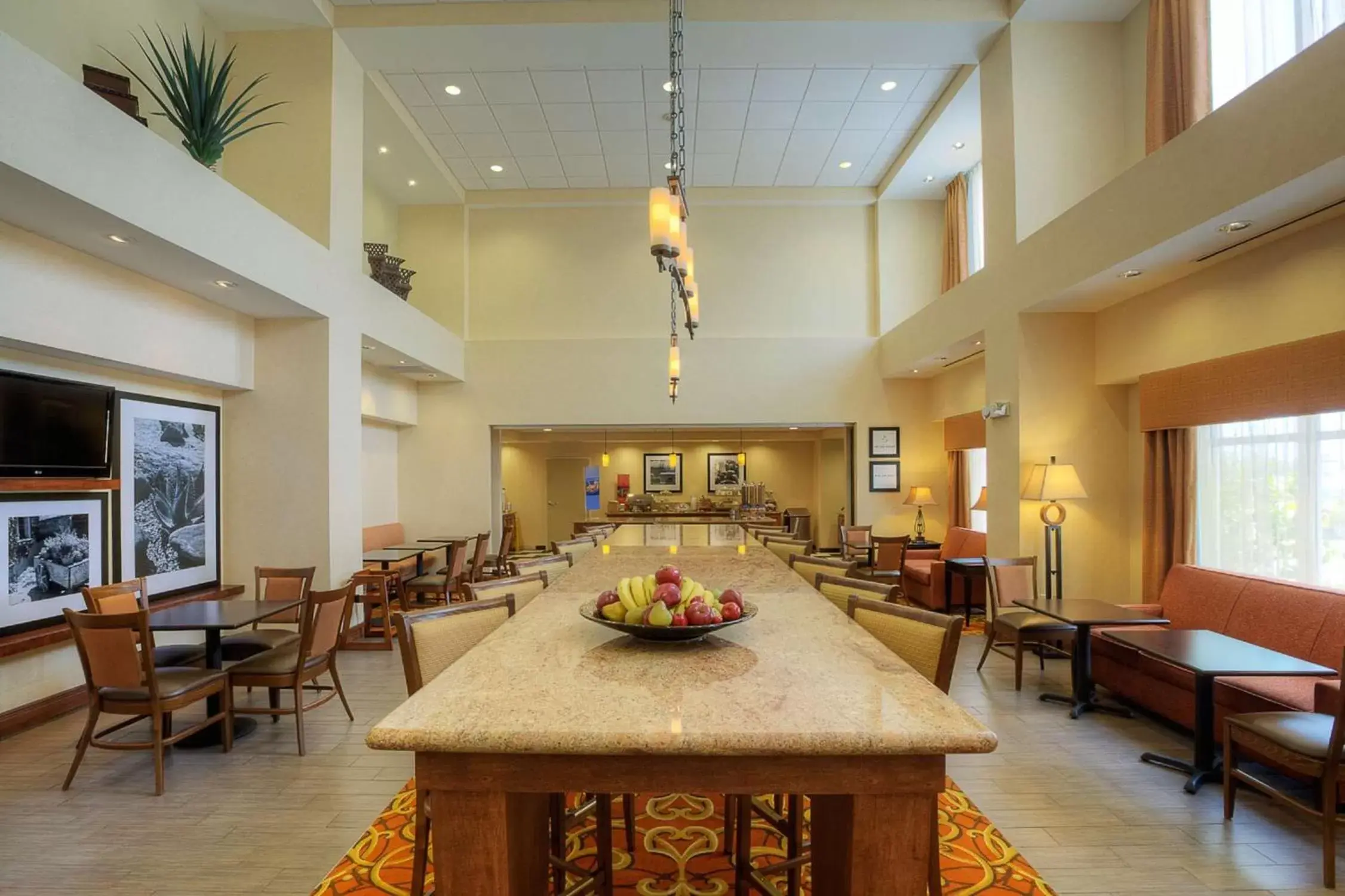 Lobby or reception, Restaurant/Places to Eat in Hampton Inn By Hilton & Suites Mcallen