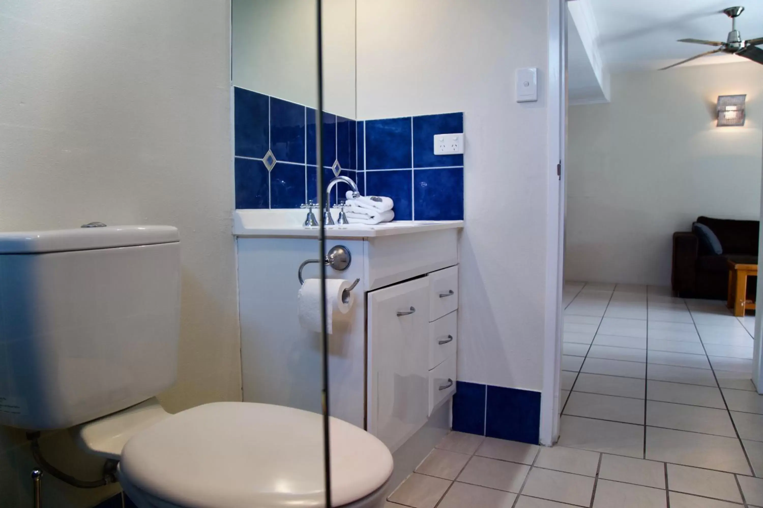 Bathroom in Reef Gateway Apartments