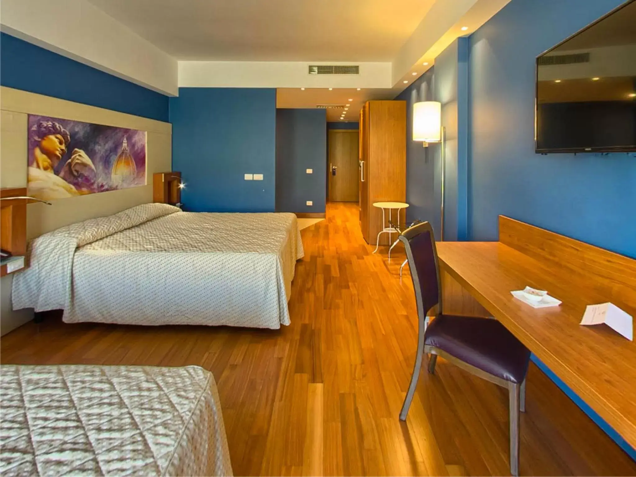 Bed in Catania International Airport Hotel
